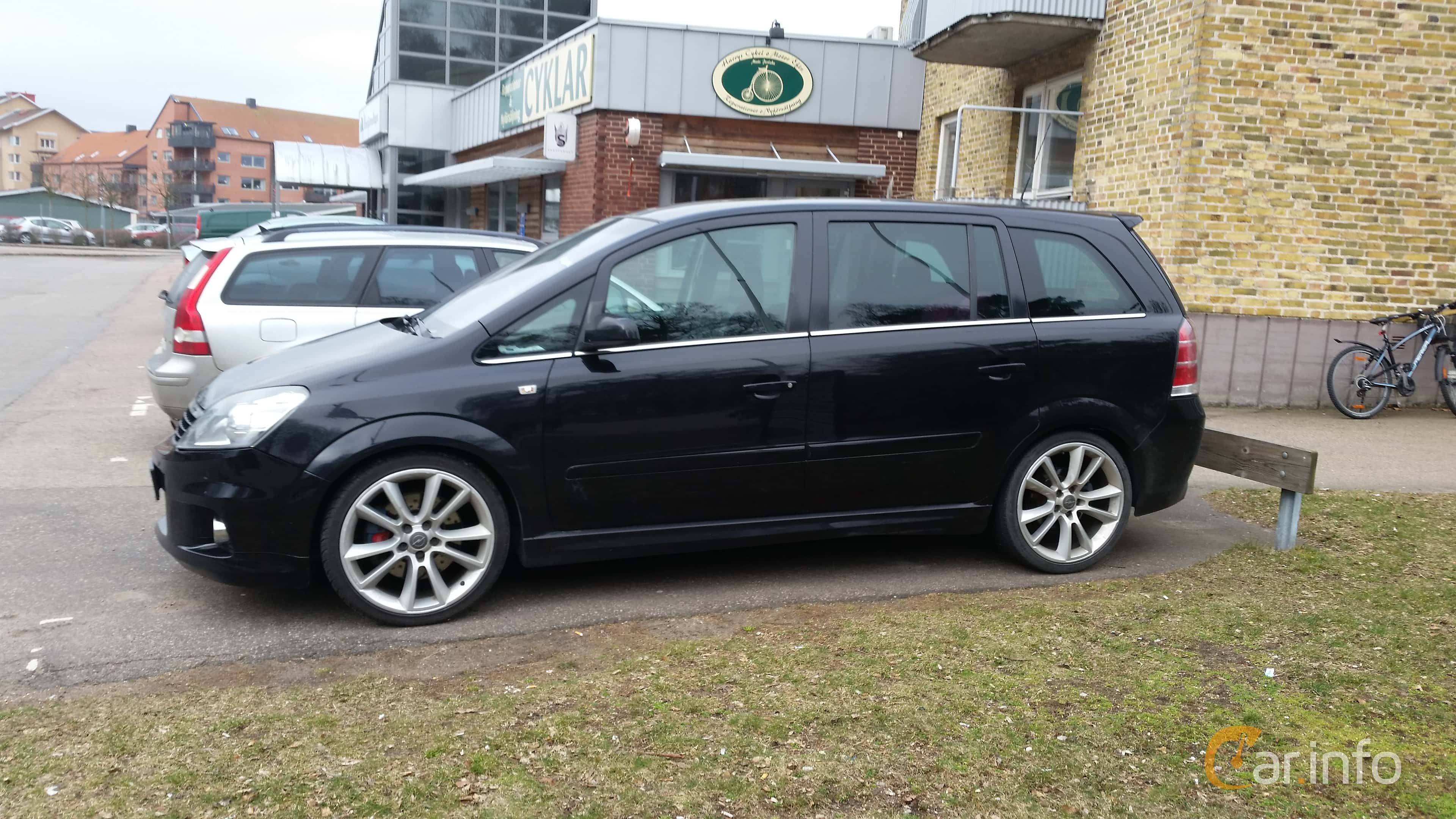 Opel Zafira 1.6 Twinport Manual, 105hp, 2008