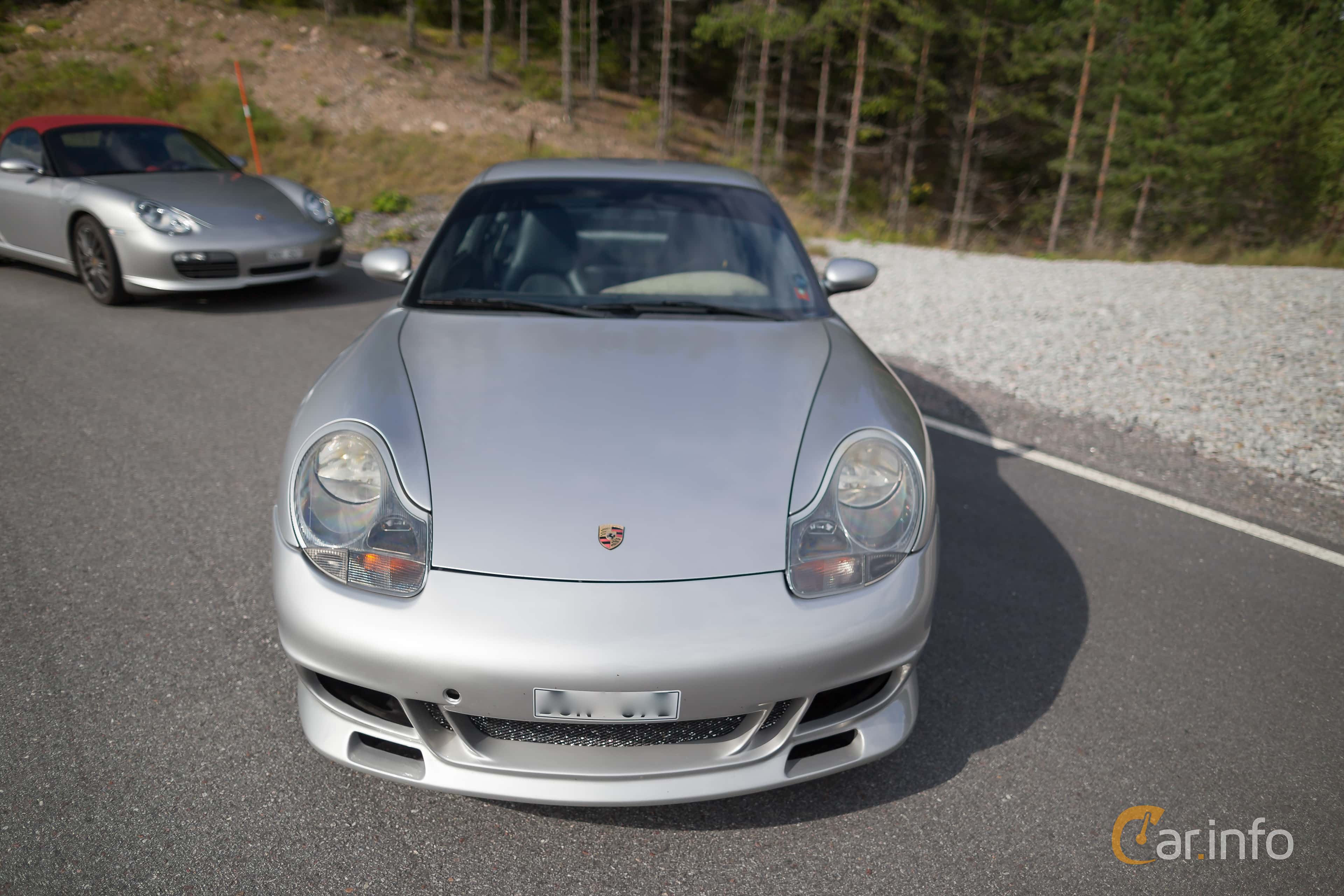 Porsche 911 Carrera  Manual, 300hp, 2000