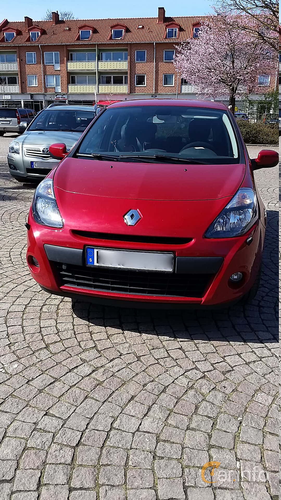 Renault Clio 5-door Hatchback 1.2 E85 Automatic, 75hp, 2010