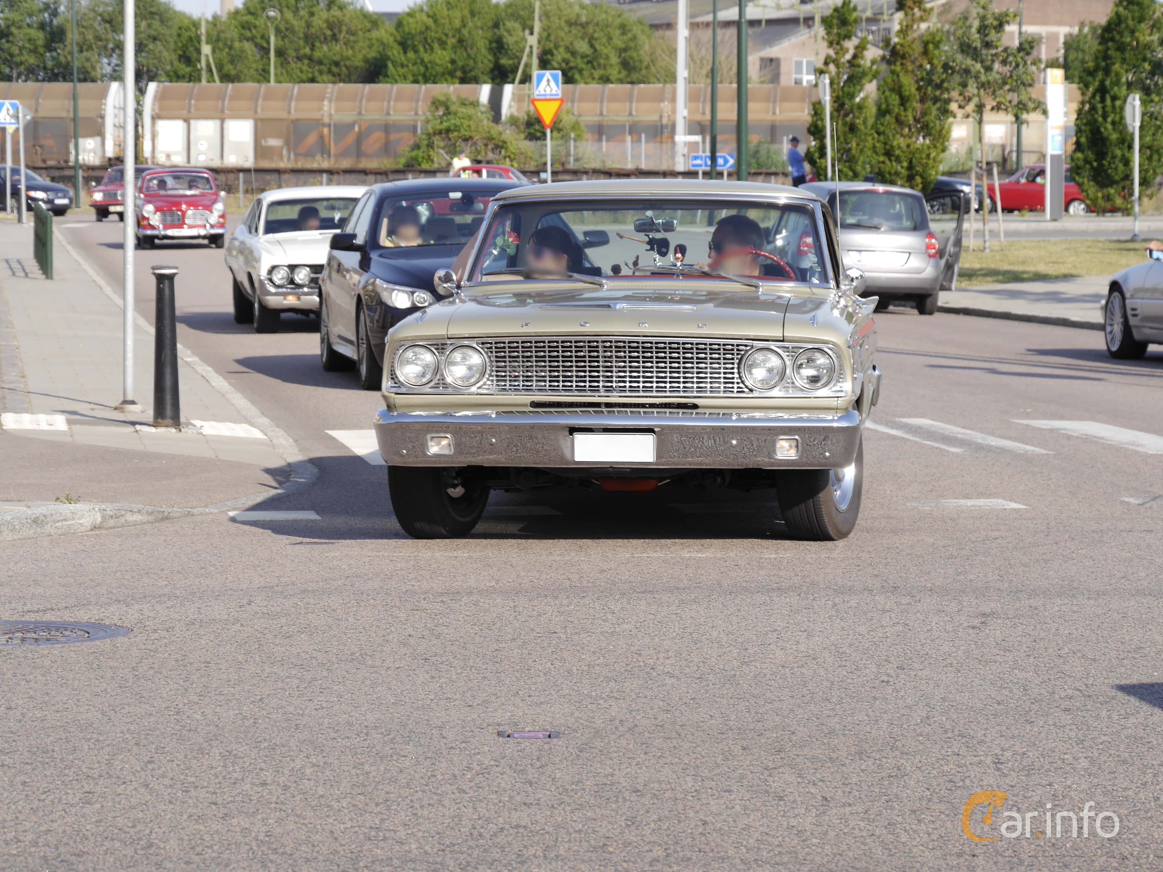 Ford Fairlane 2-door Hardtop 4.3 V8 Automatic, 166hp, 1963