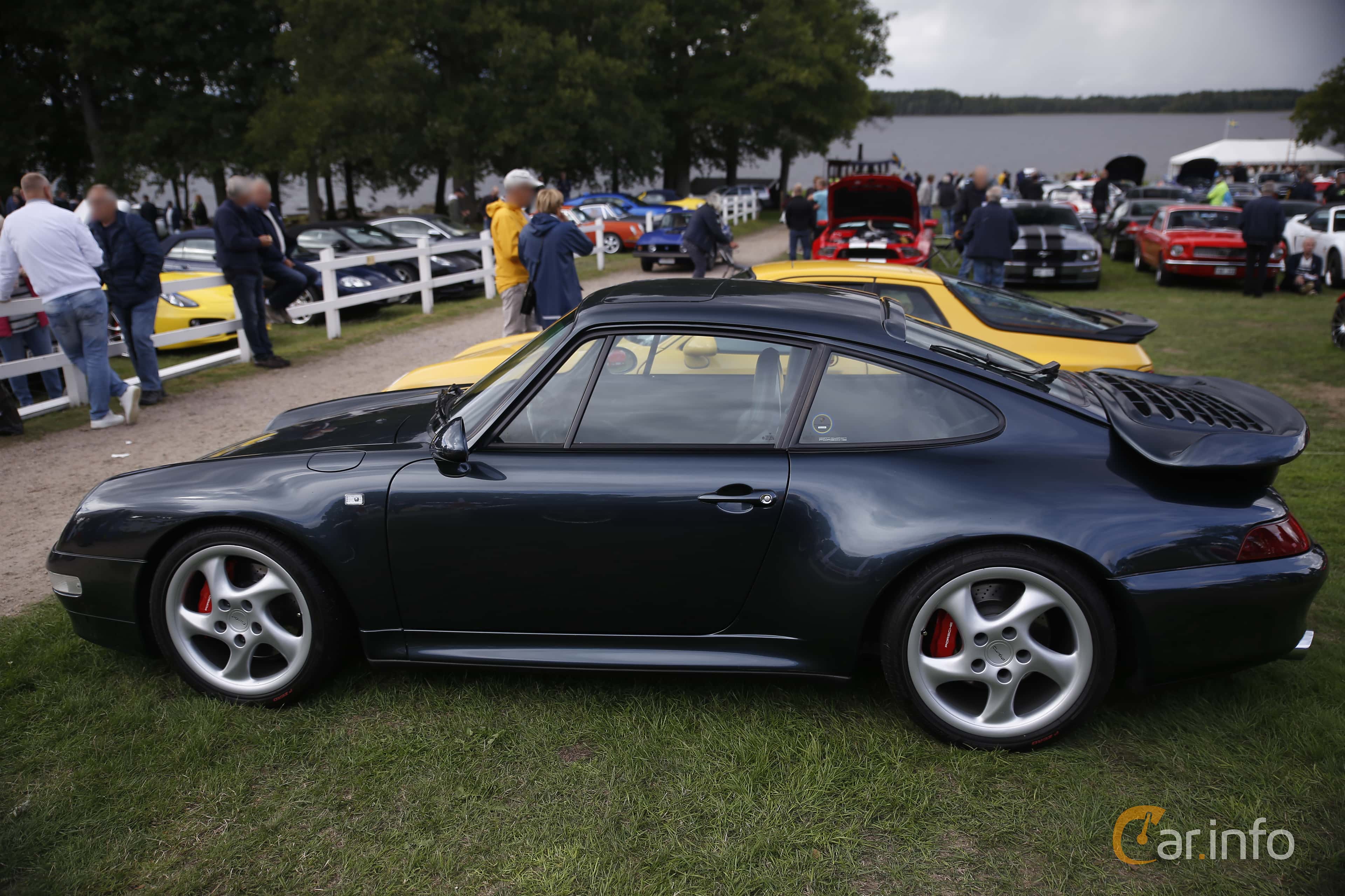 Porsche 911 Turbo  Manual, 408hp, 1995