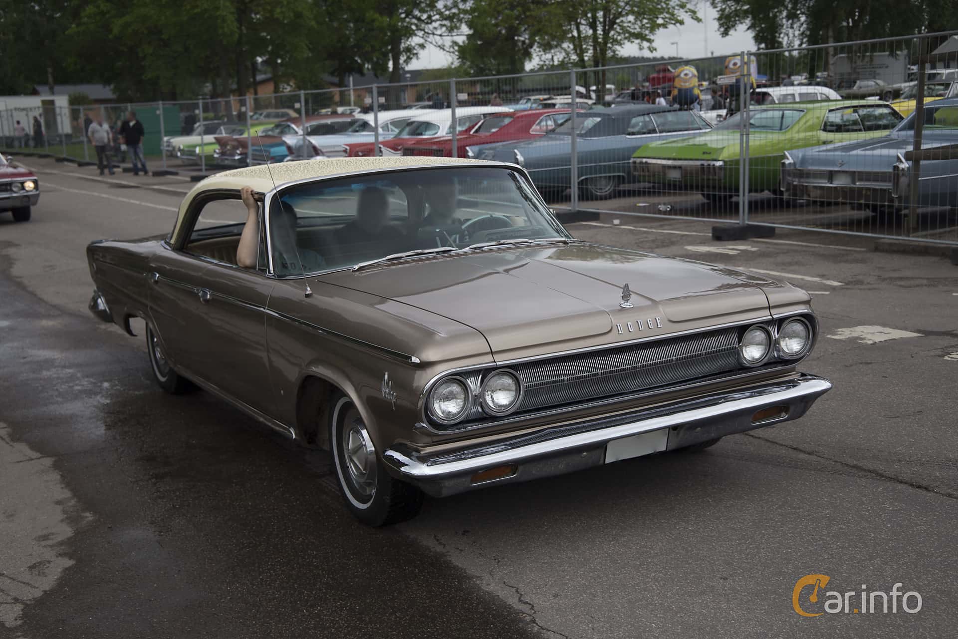 Dodge 880 5.9 V8 TA3-L