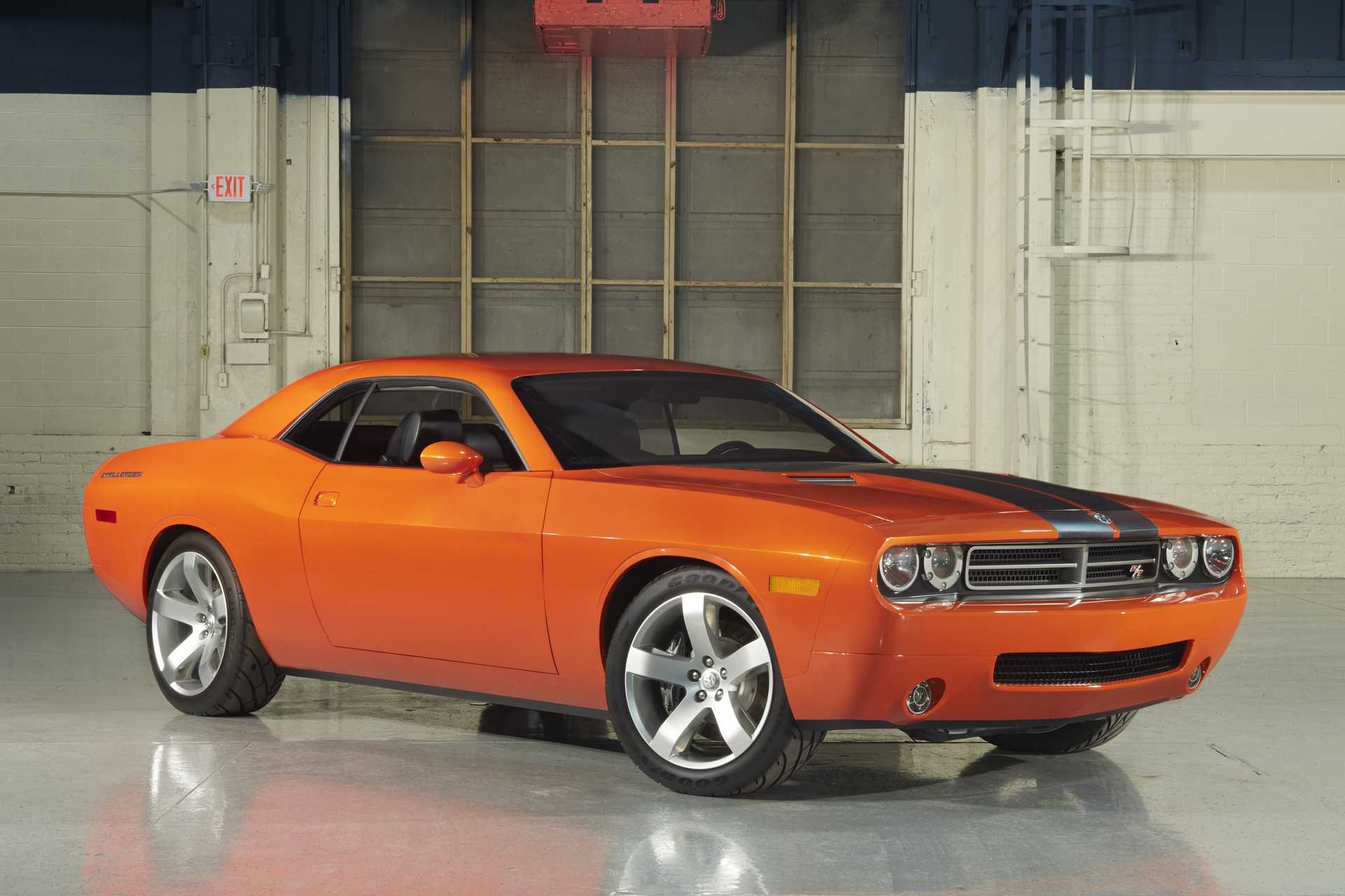 Dodge Challenger 6.1 V8 HEMI Manual, 431hp, 2006