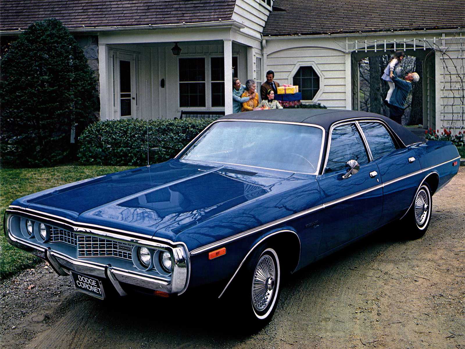 Dodge Coronet Custom Sedan 3.7 107hp, 1973