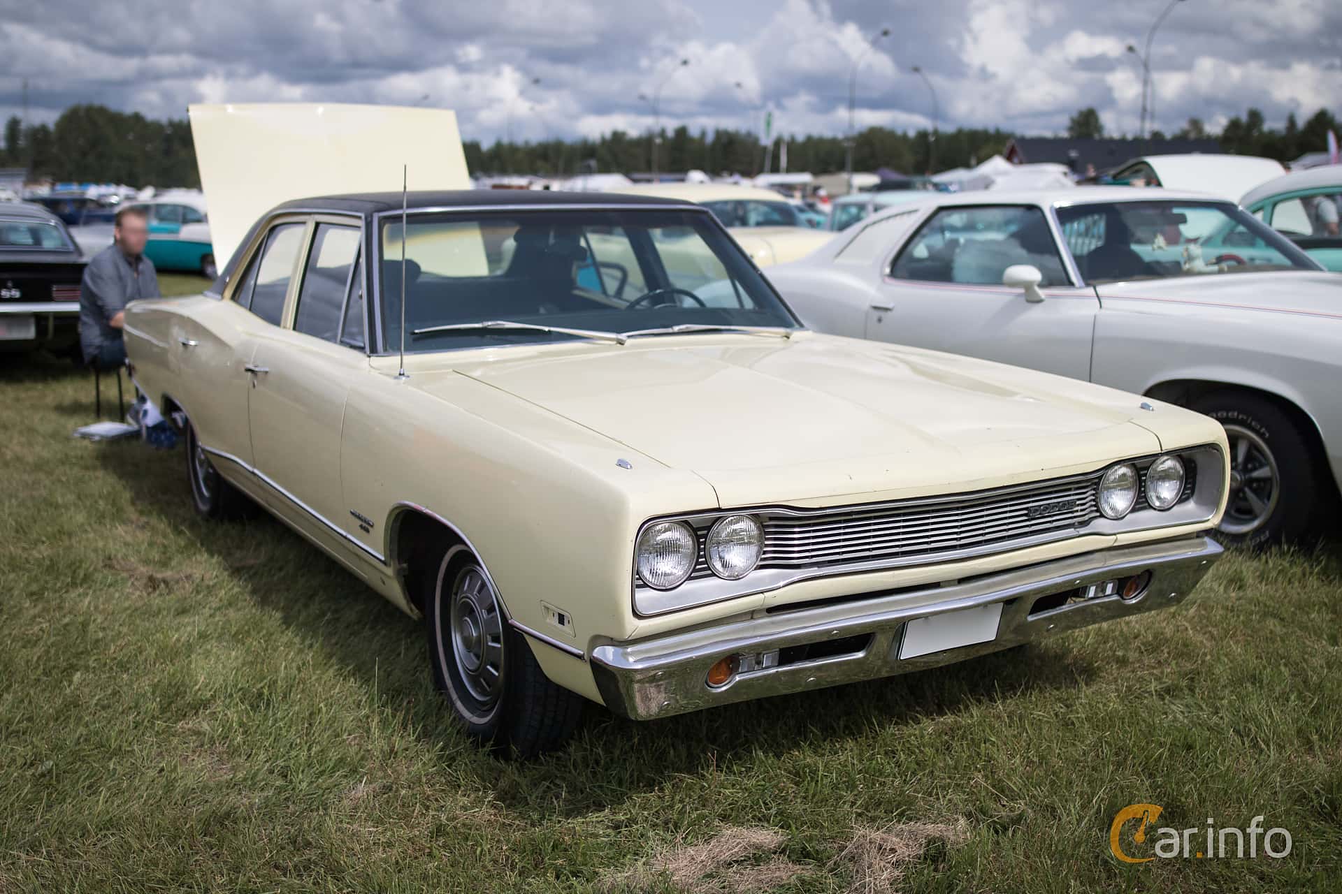 Dodge Coronet Deluxe 4-door Sedan 6.3 V8 Manual, 294hp, 1969