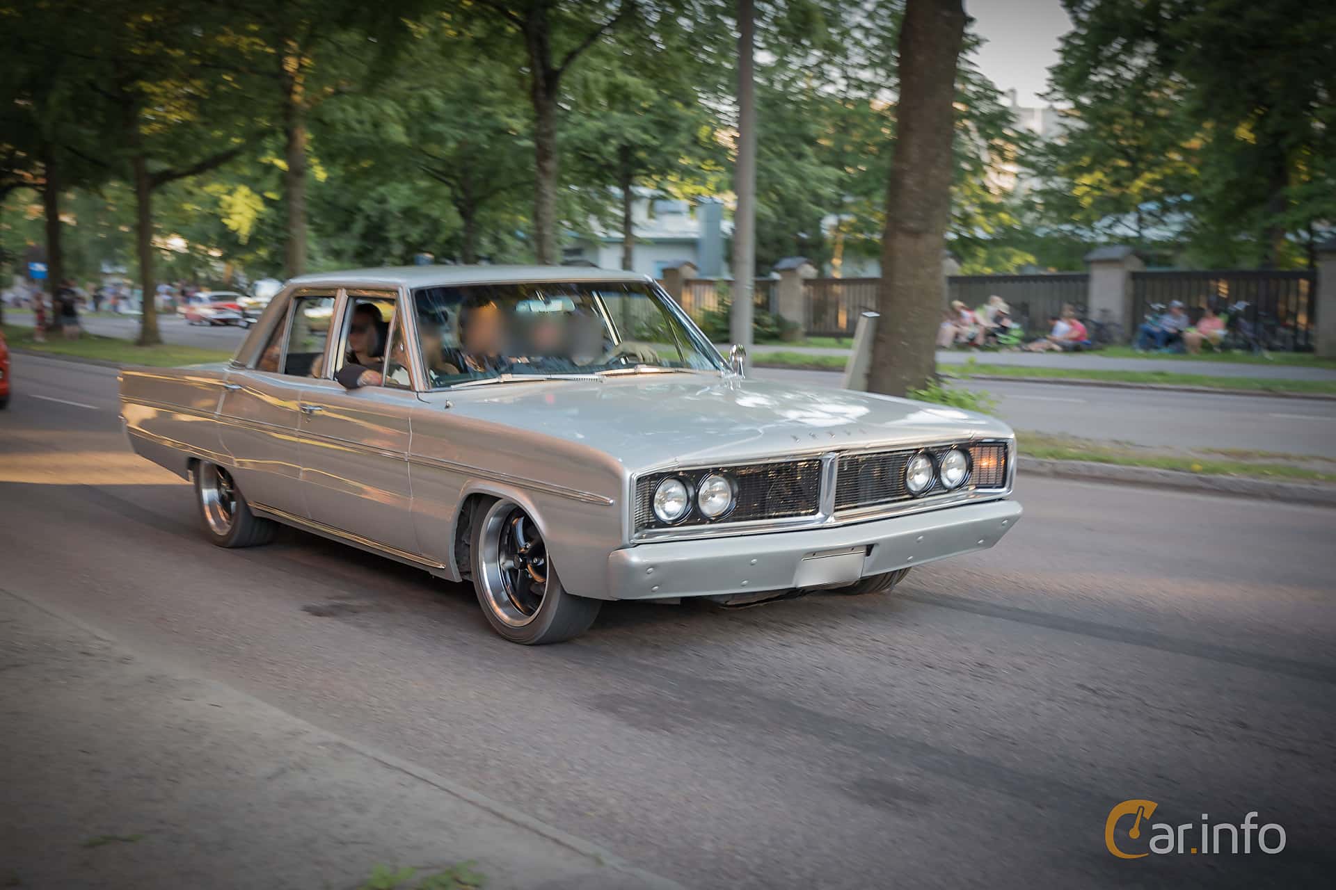 Dodge Coronet 440 4-door Sedan 3.7 Manual, 147hp, 1967