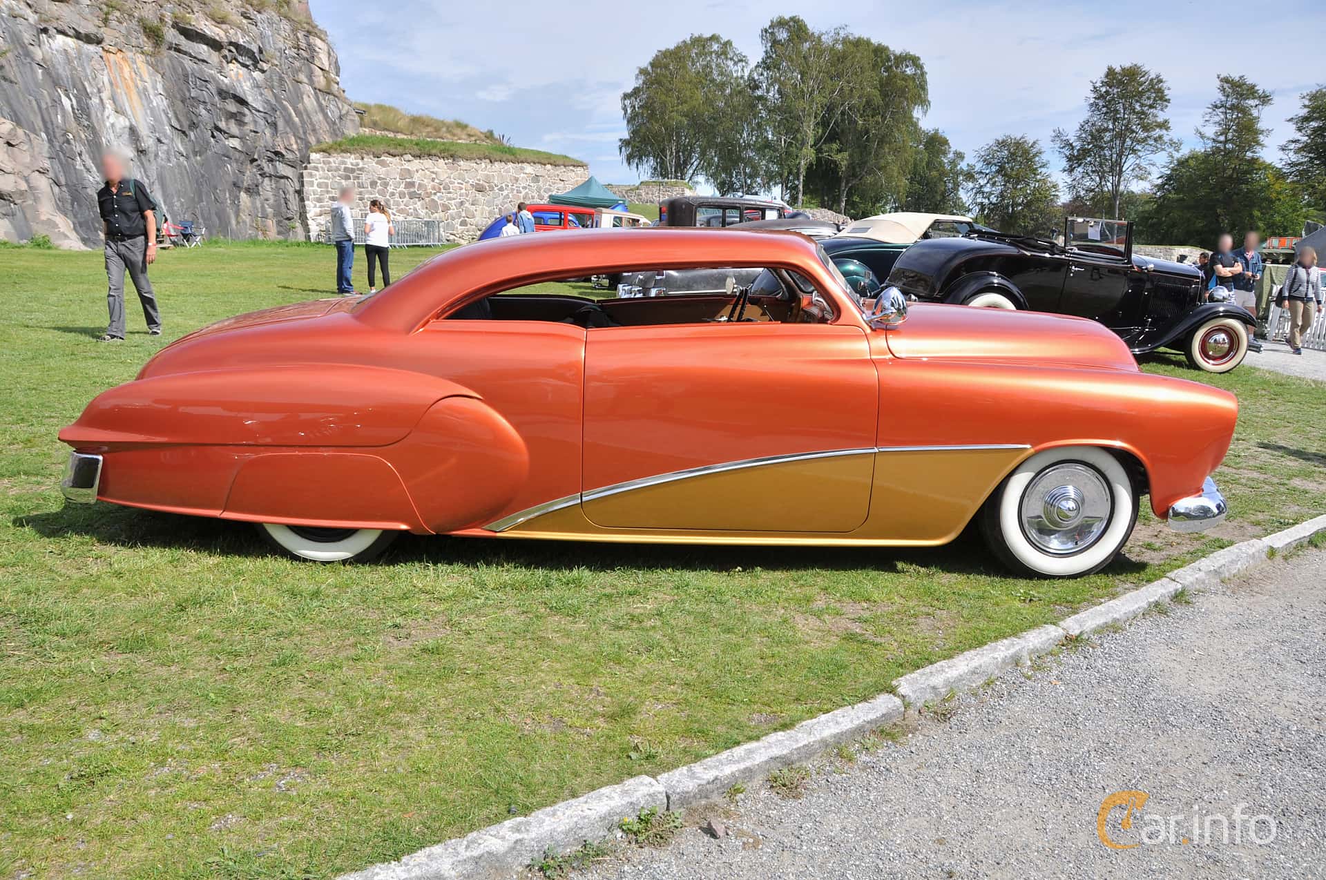 Dodge Coronet 4-door Sedan 3.8 Manual, 105hp, 1952
