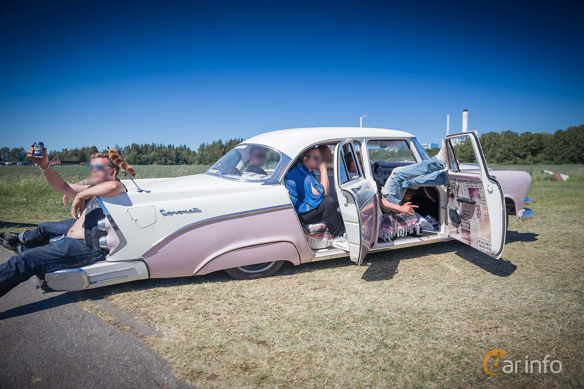 Dodge Coronet Sedan 4.4 V8