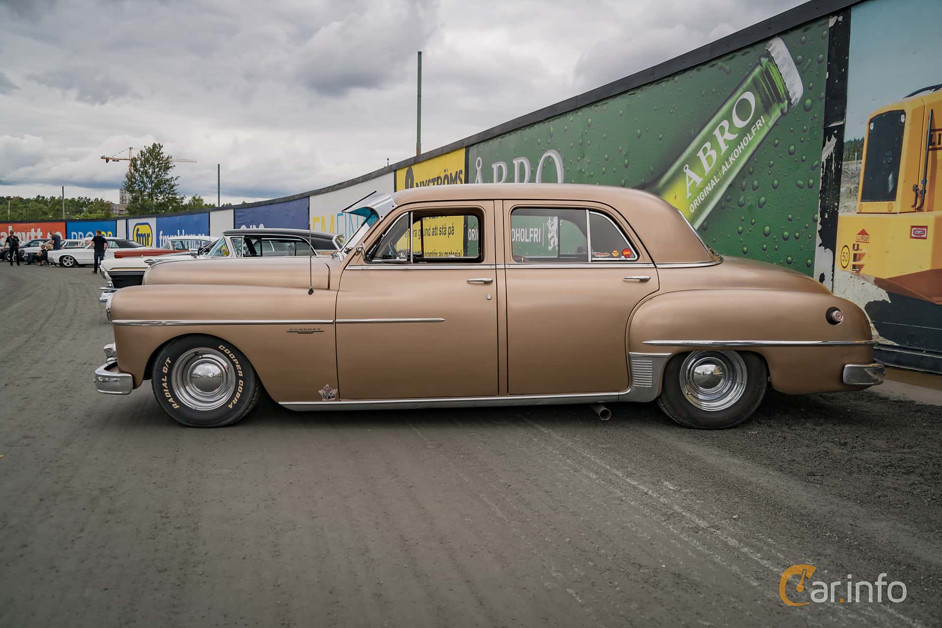 Dodge Coronet Sedan 3.8 Manual, 105hp, 1950