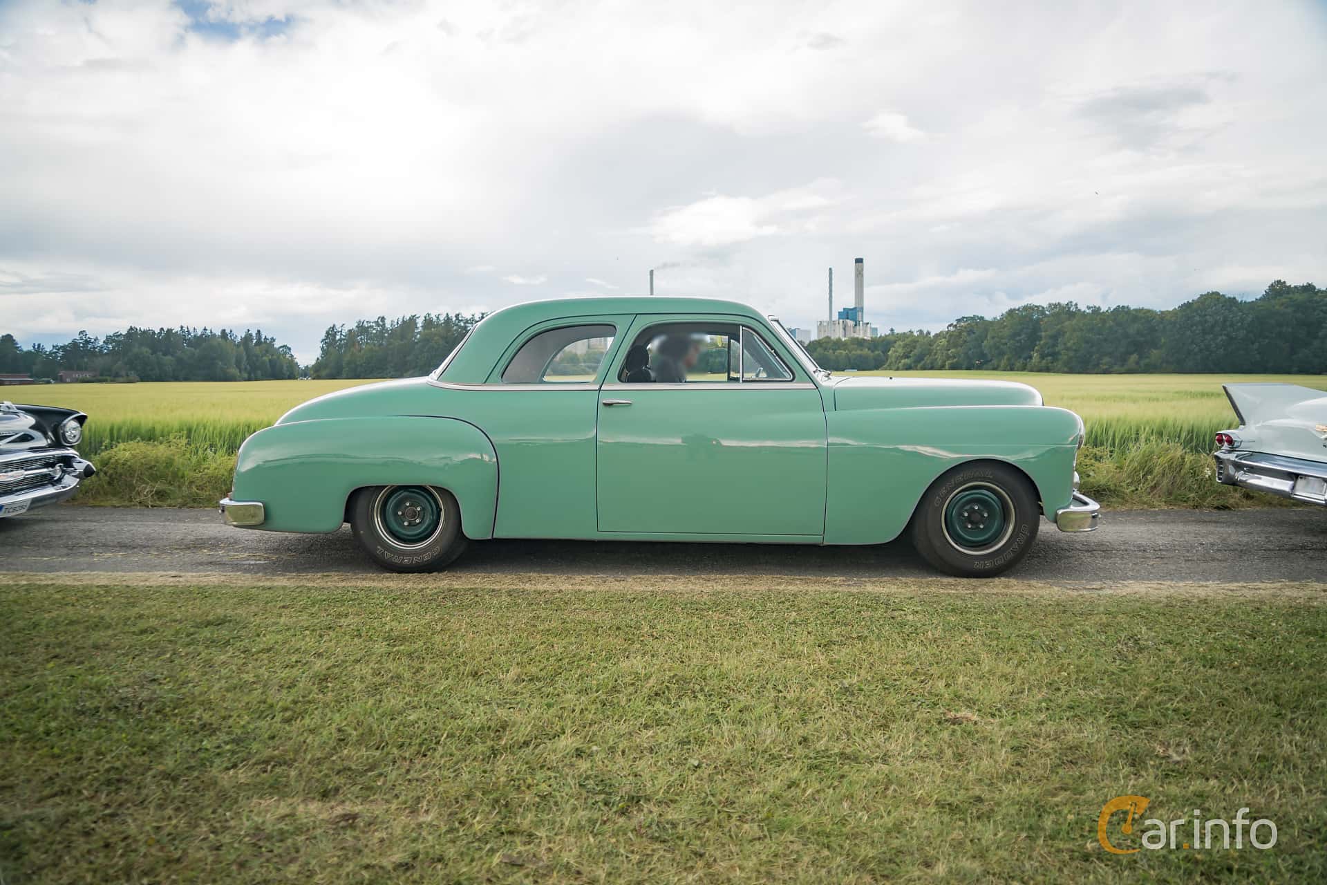Dodge Coronet Club Coupé 3.8 105hp, 1950