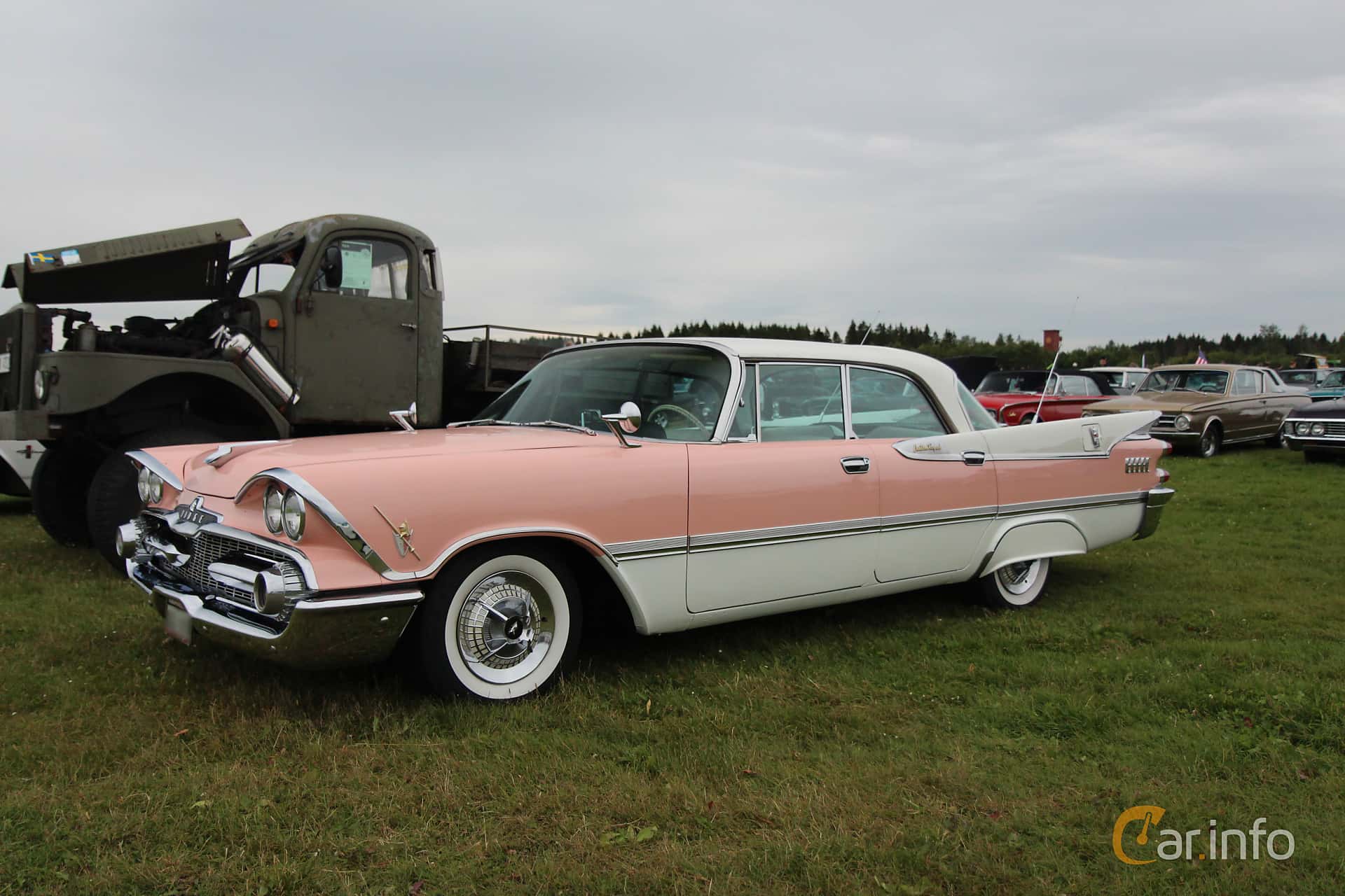Dodge Custom Royal Lancer 4-door 5.9 V8 TorqueFlite, 324hp, 1959