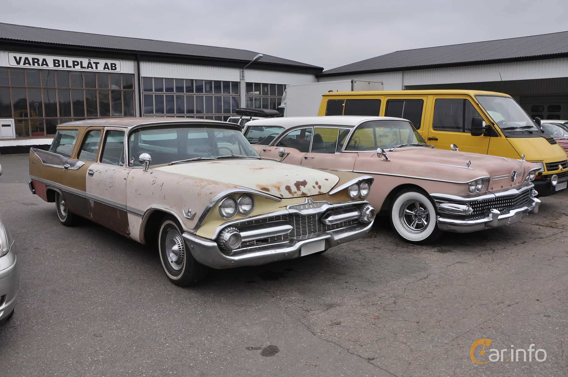 Dodge Custom Sierra 5.9 V8 TorqueFlite, 309hp, 1959