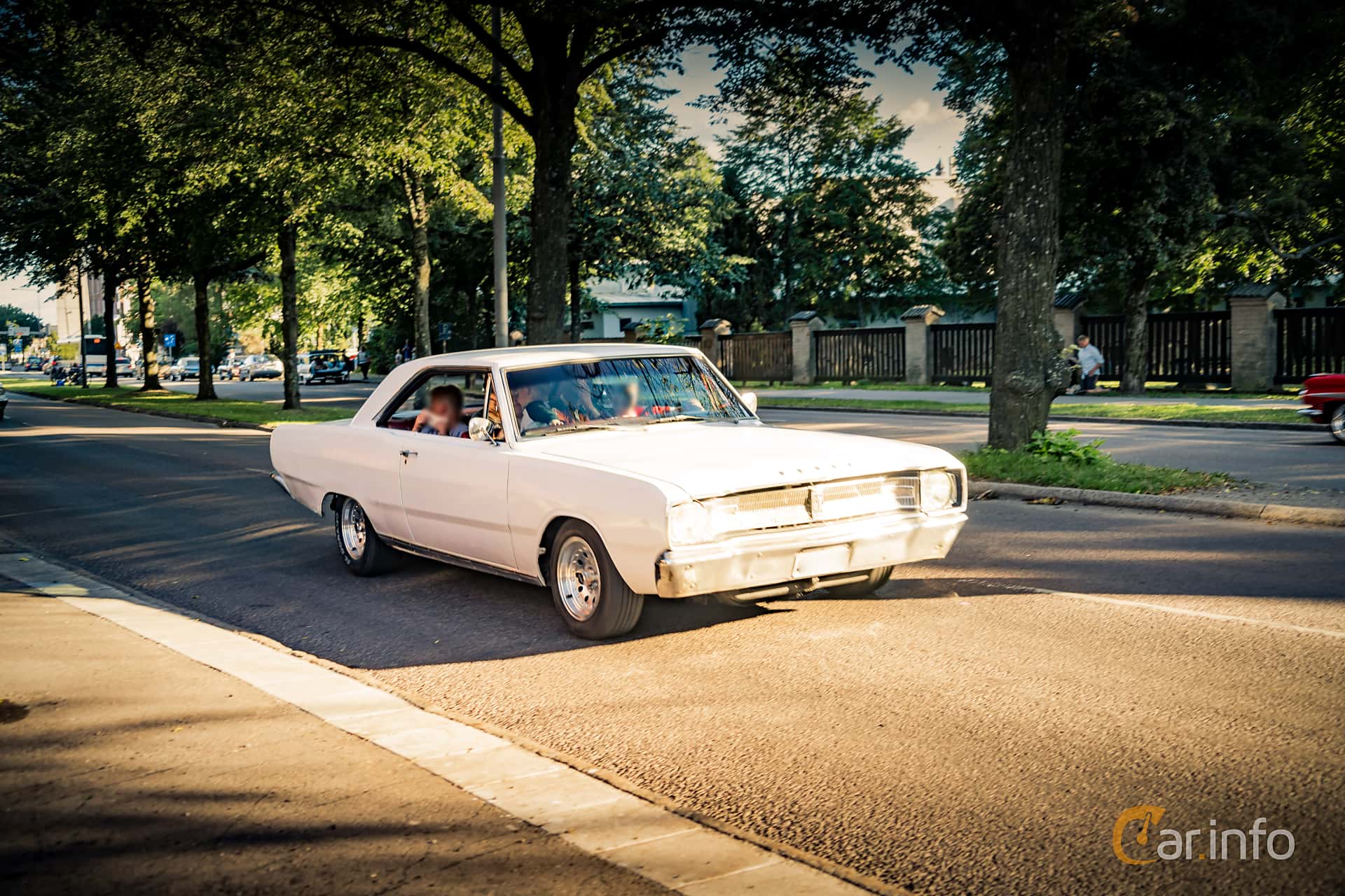 Dodge Dart GT 2-door Hardtop 4.5 V8 TorqueFlite, 182hp, 1967