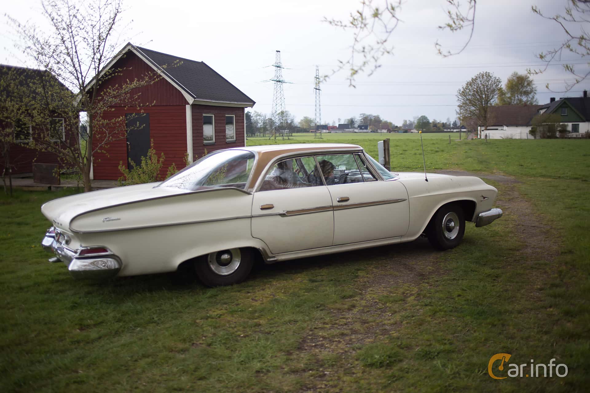 Dodge Dart Phoenix 4-door Hardtop 6.3 V8 TorqueFlite, 334hp, 1961