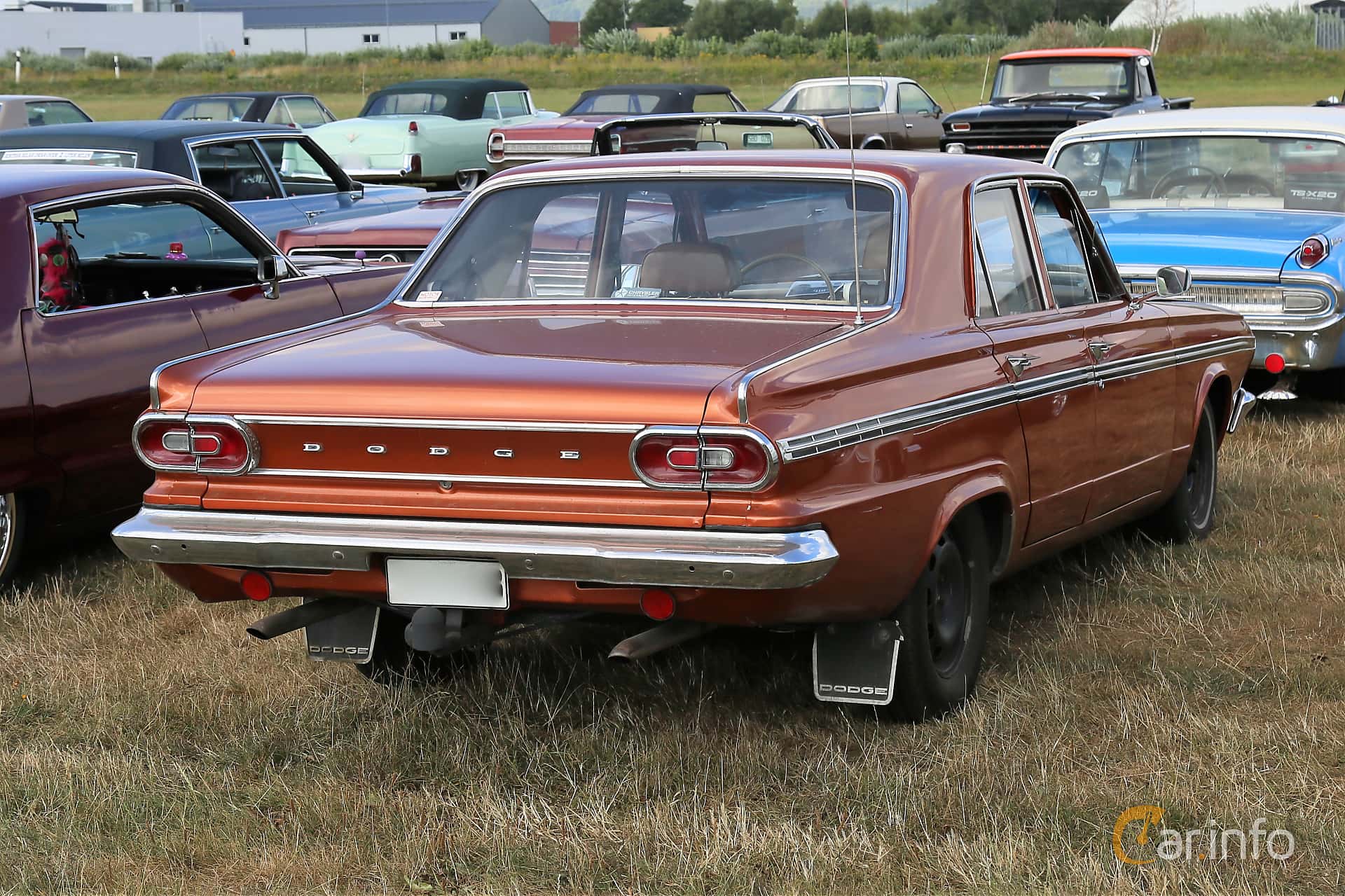Dodge Dart 4-door Sedan generation AL1/AL2 4.5 V8 Manual, 3-speed