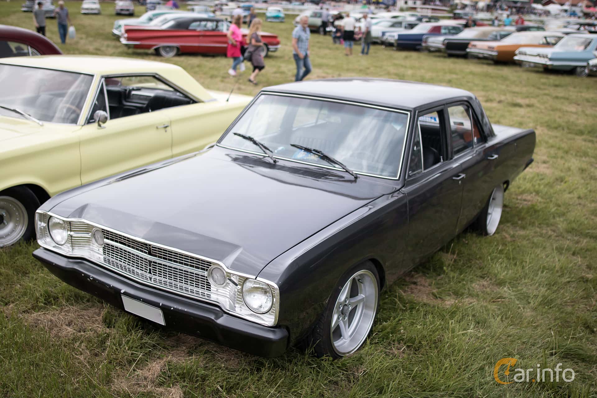 Dodge Dart 270 4-door Sedan 4.5 V8 193hp, 1968