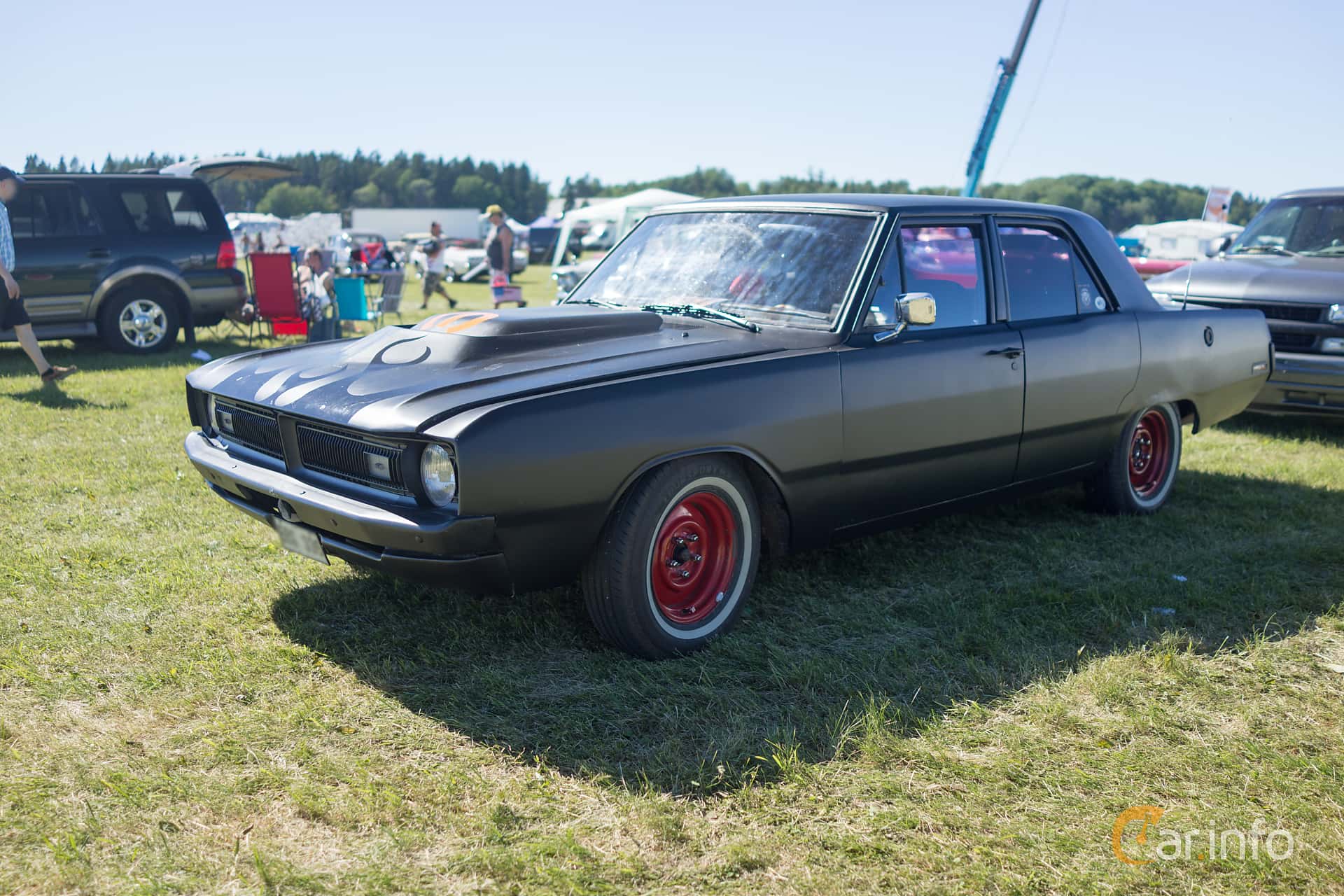 Dodge Dart Custom 4-door Sedan 5.2 V8 TorqueFlite, 234hp, 1971