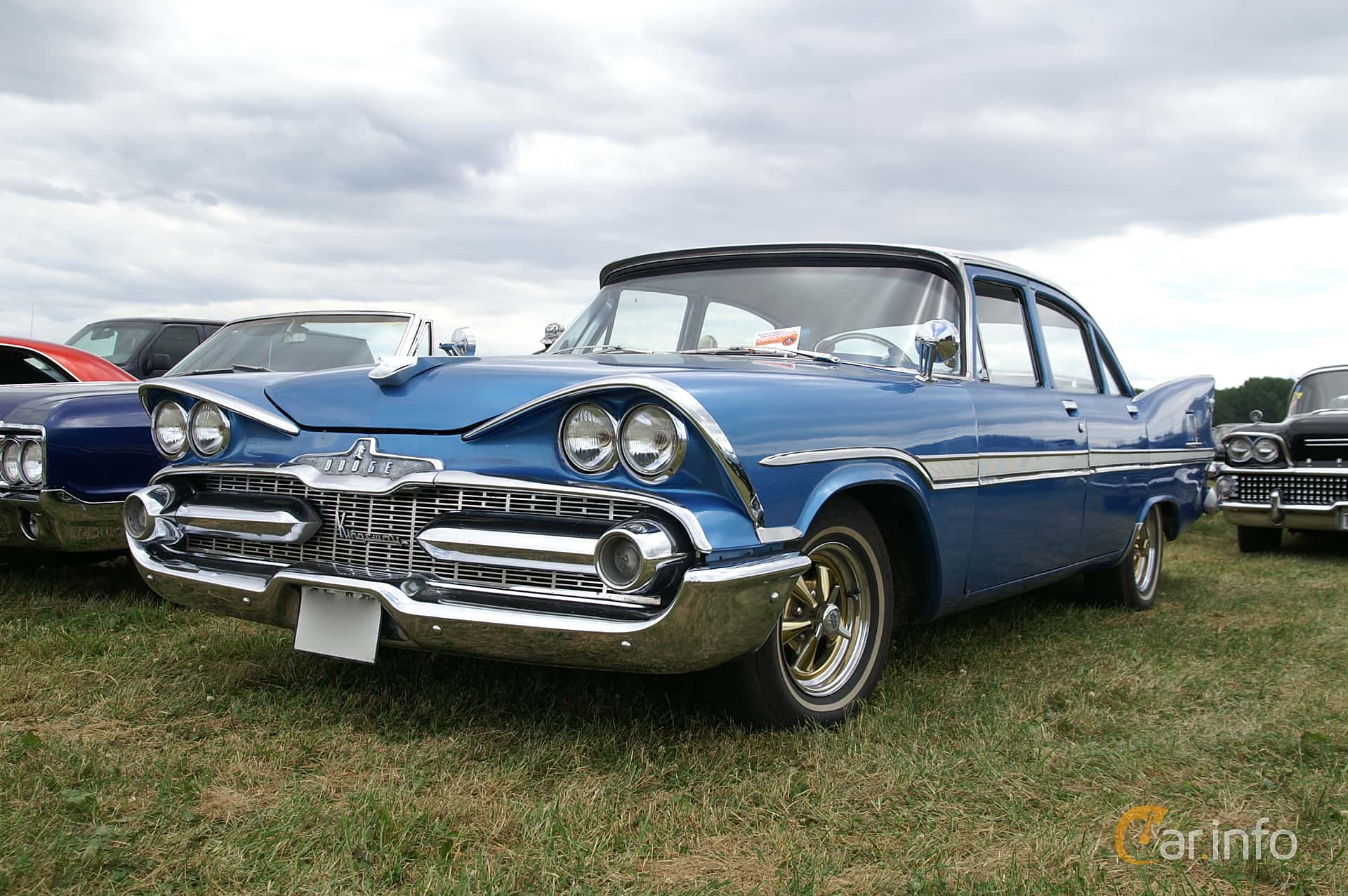 Dodge Kingsway Custom 4-door Sedan 5.2 V8 PowerFlite, 234hp, 1959