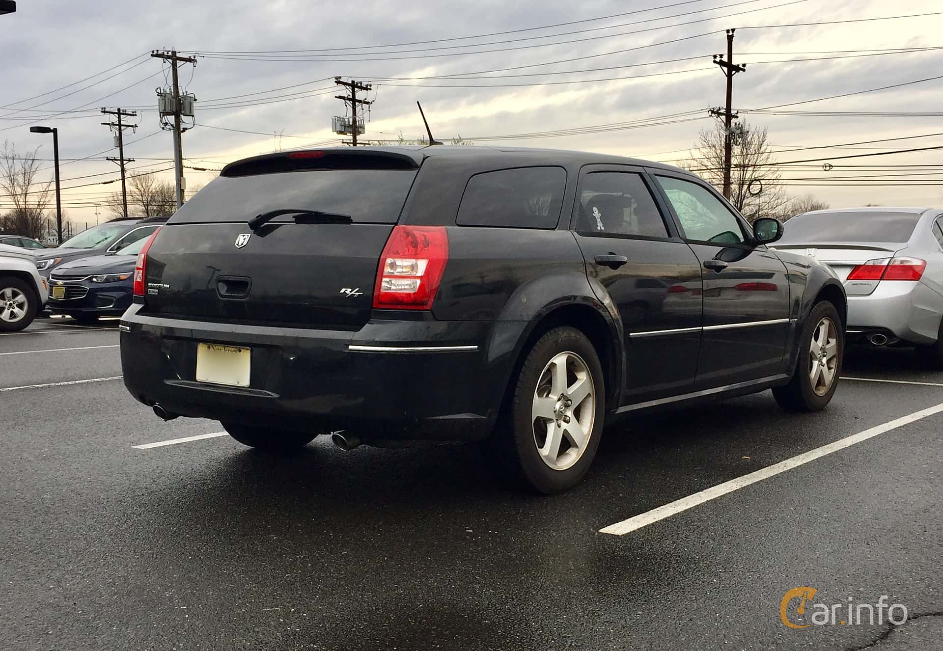Dodge Magnum 2nd Generation 5.7 V8 HEMI AWD Automatic, 5-speed