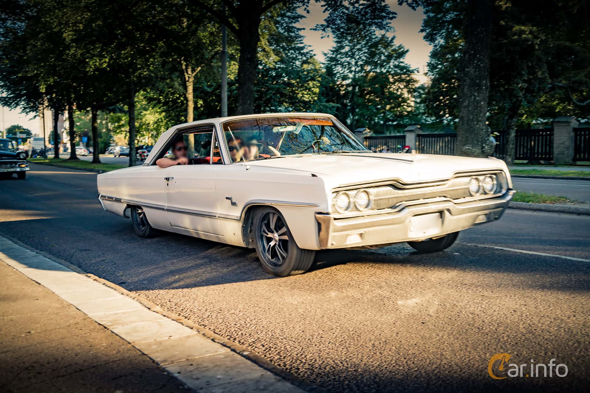 Dodge Monaco 500 2-door Hardtop 6.3 V8 274hp, 1966