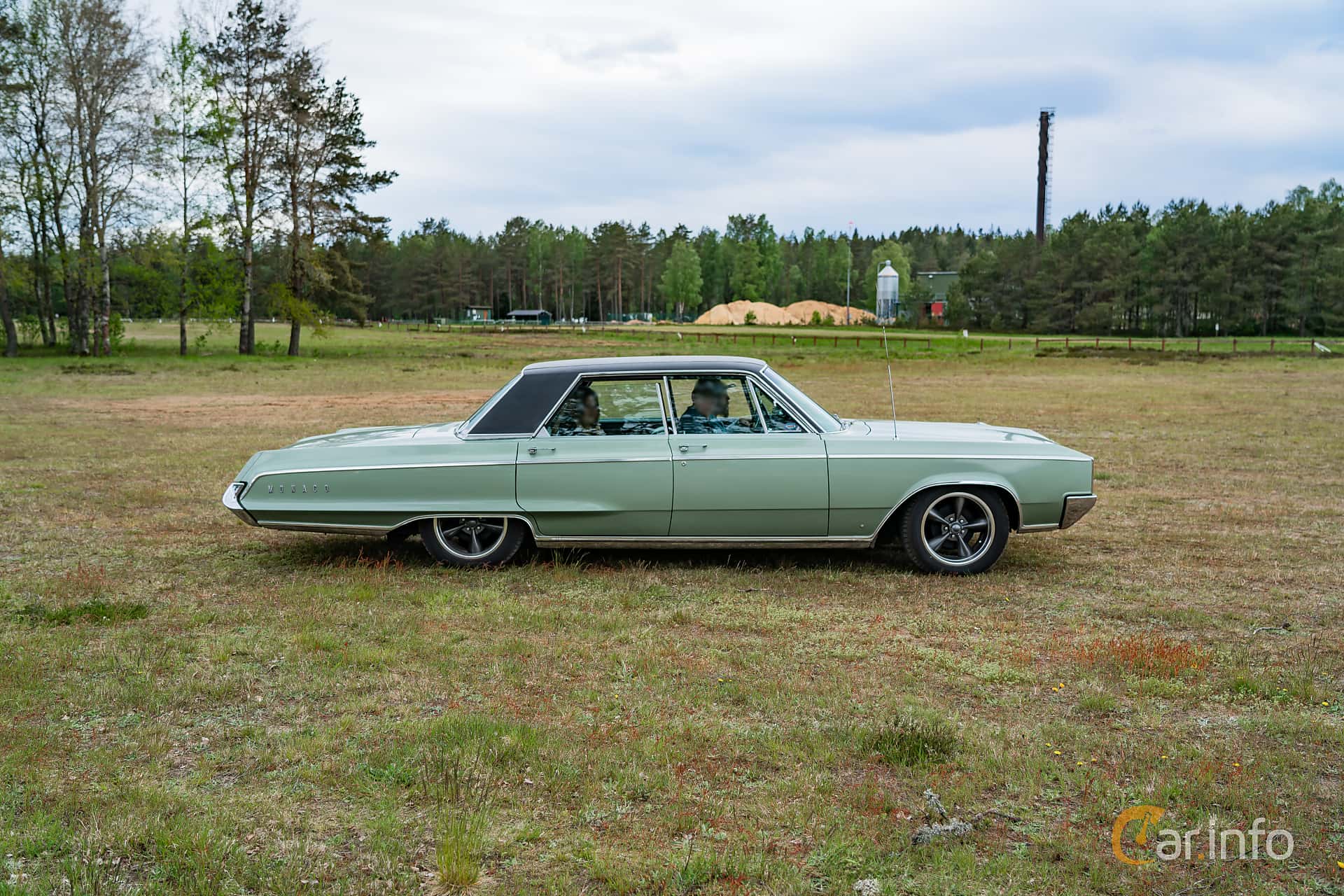 Dodge Monaco 4-door Hardtop 6.3 V8 Manual, 274hp, 1967