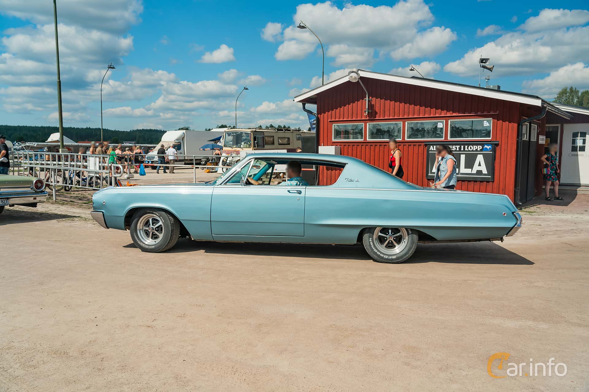 Dodge Polara 2-door Hardtop 3rd Generation Facelift 7.2 V8 Manual, 4-speed