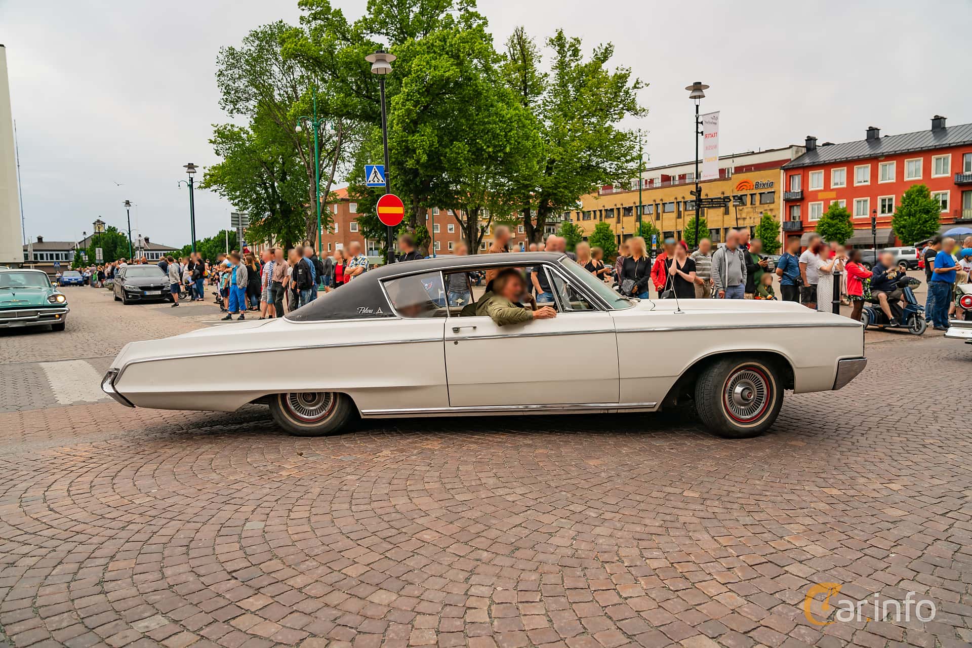 Dodge Polara 318 2-door Hardtop 5.2 V8 234hp, 1967