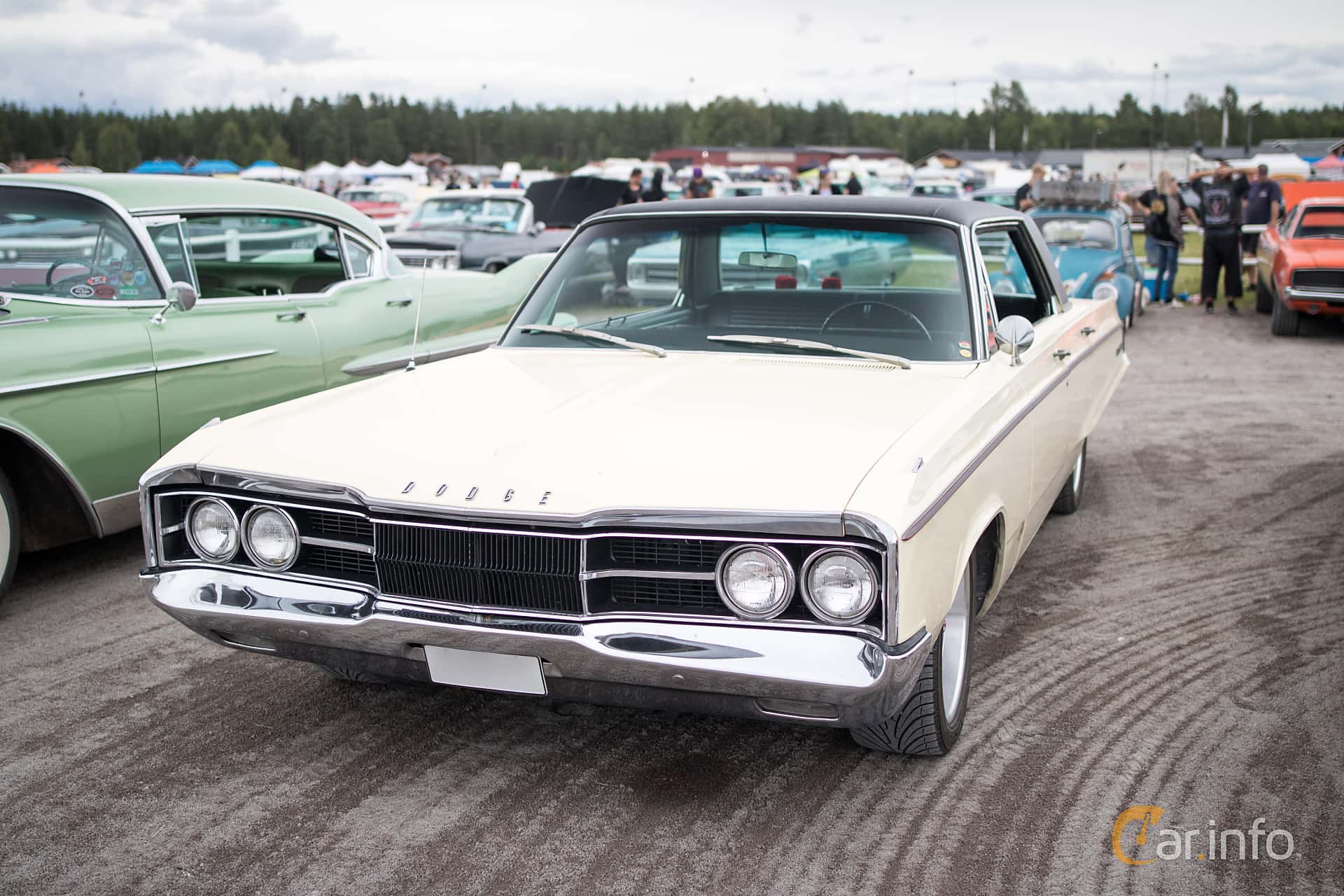 Dodge Polara 4-door Hardtop 6.3 V8 TorqueFlite, 274hp, 1967