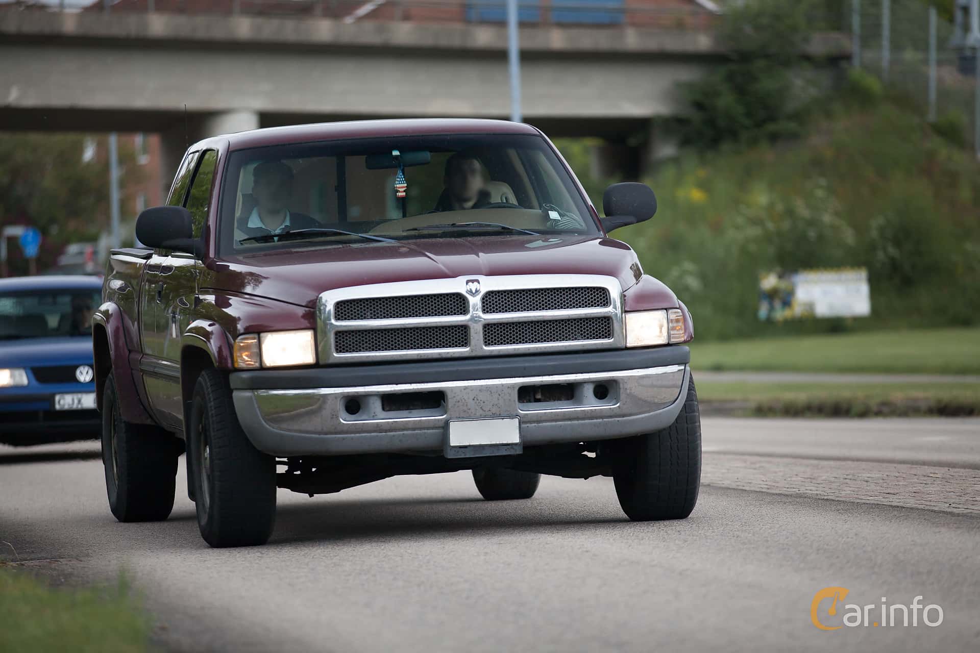 Dodge Ram 2500 Quad Cab 5.9  Automatic, 218hp, 2000