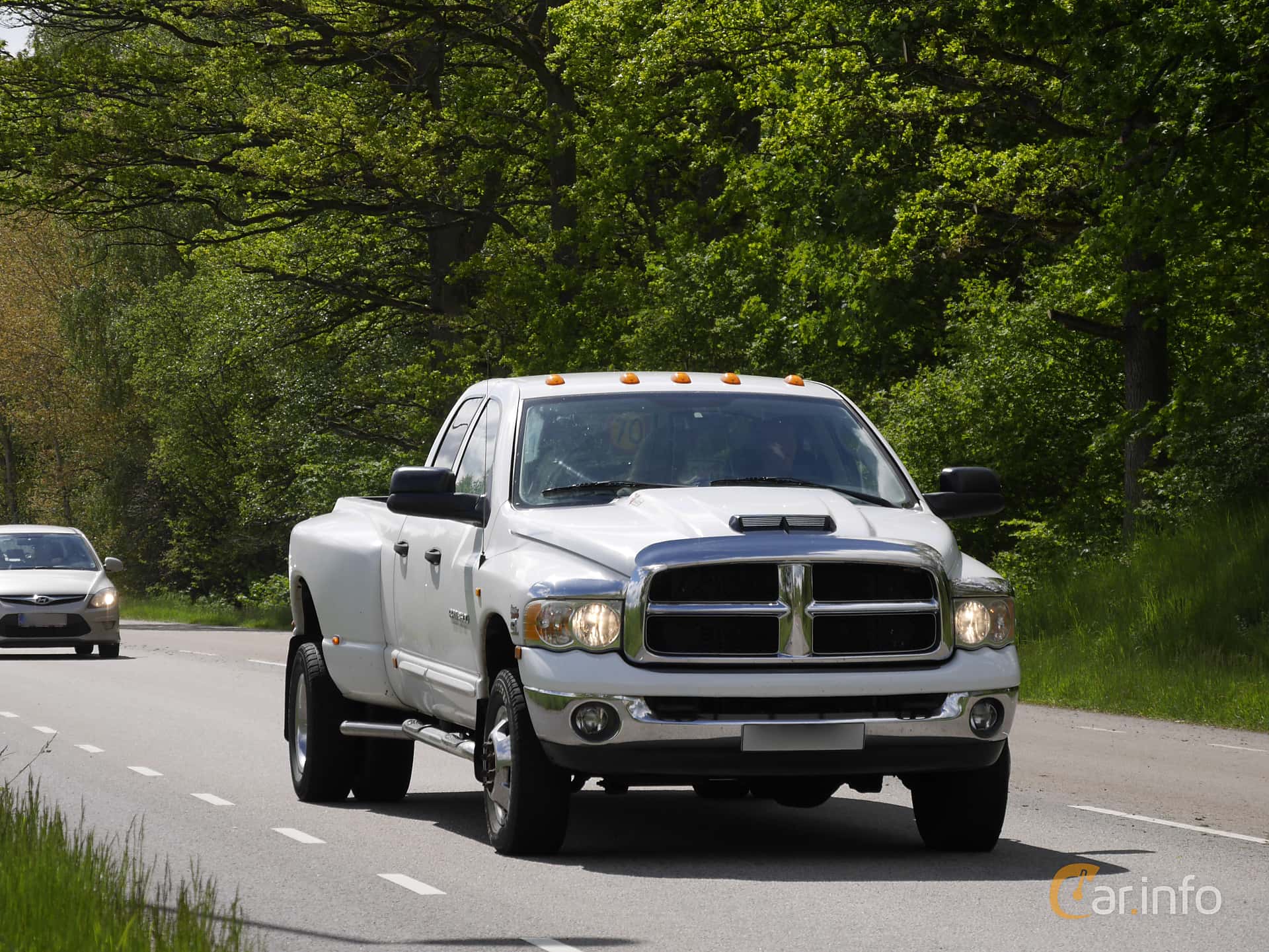 Dodge Ram 2500 Quad Cab 5.9 4WD Automatic, 309hp, 2003
