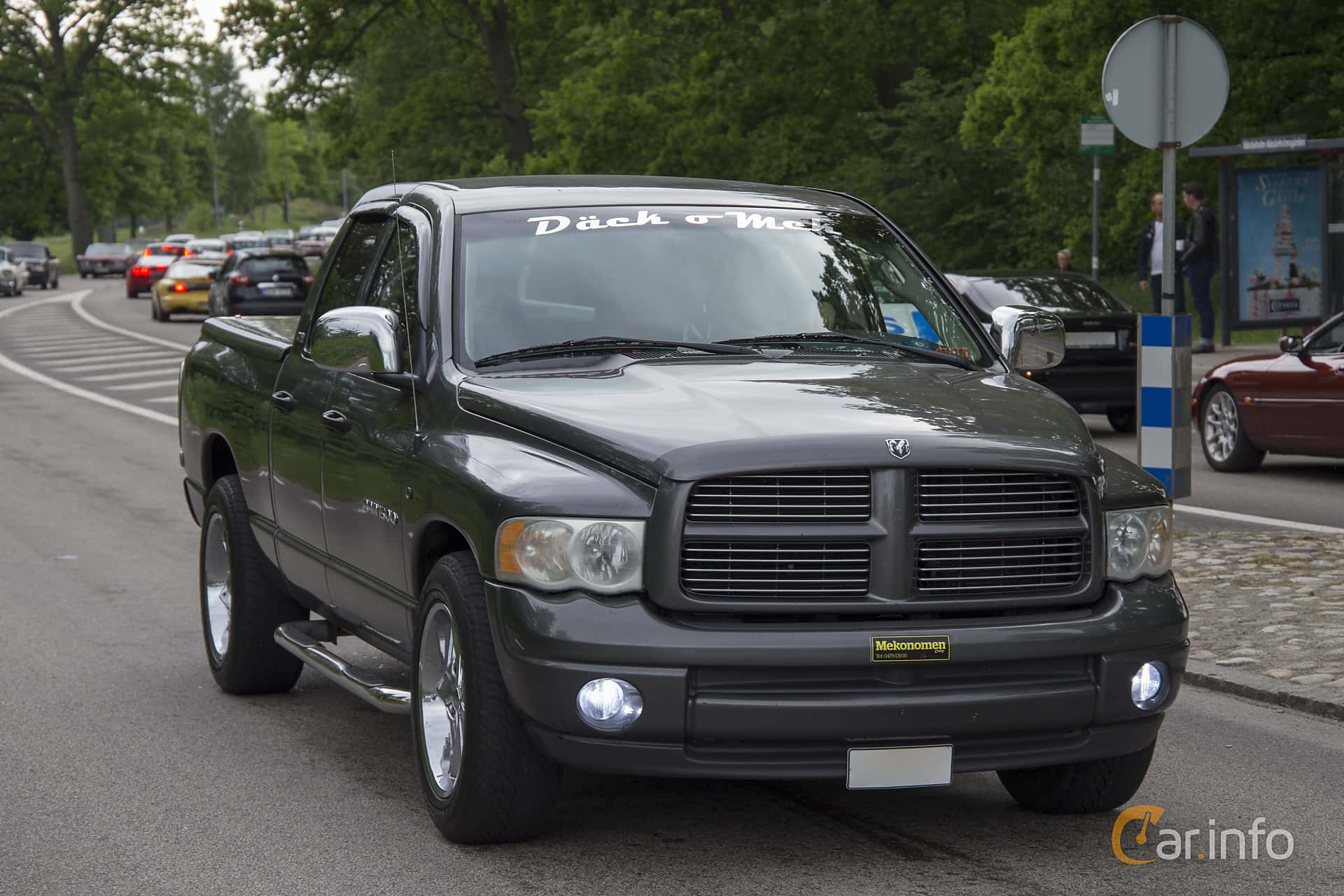 Dodge Ram 1500 Quad Cab 4.7 V8 Automatic, 238hp, 2002