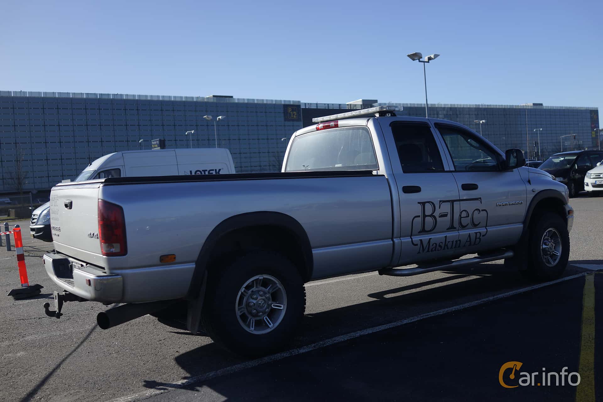Dodge Ram 2500 Quad Cab 5.7 V8 4WD 349hp, 2005