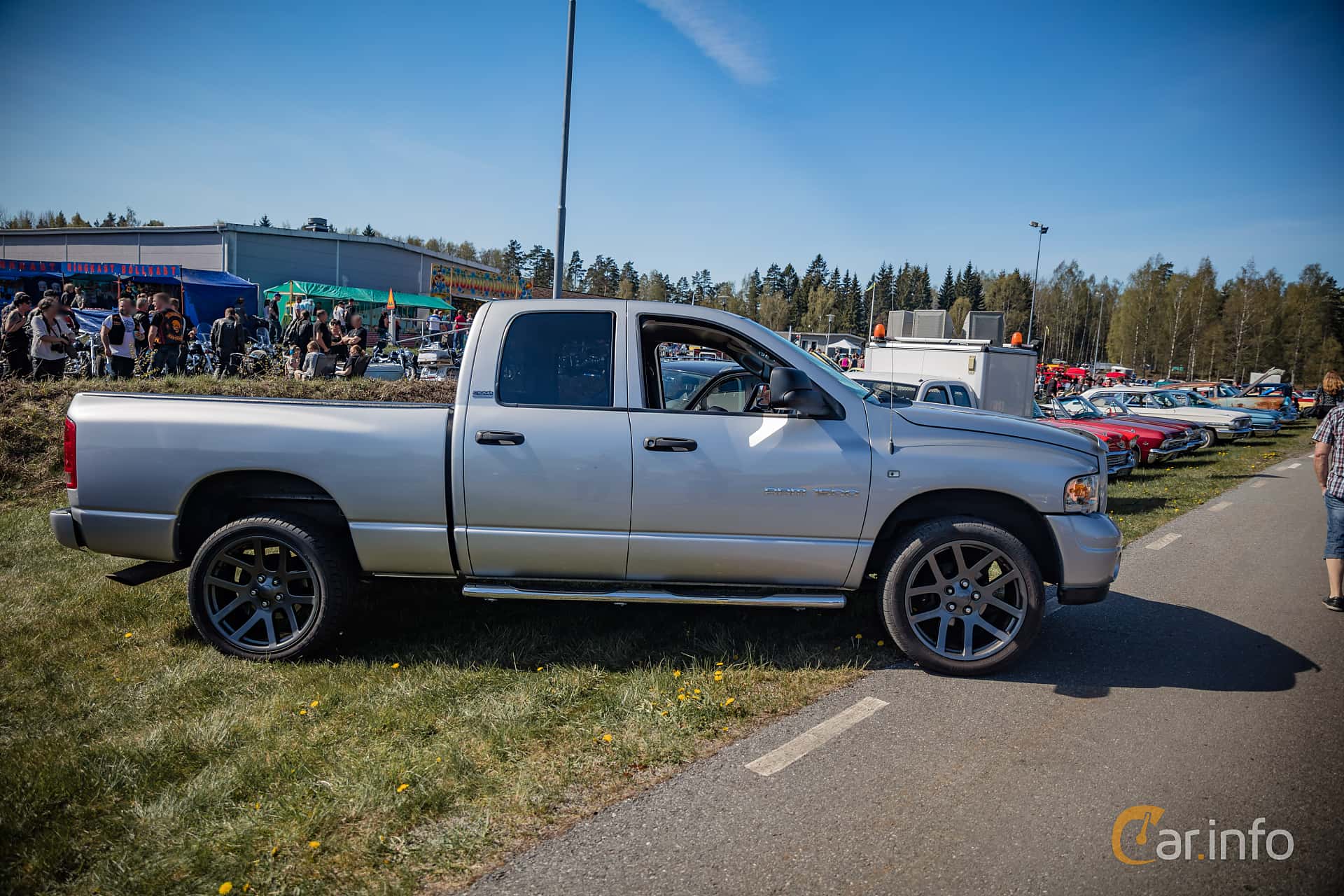Dodge Ram 1500 Quad Cab 4.7 V8 4WD Automatic, 238hp, 2002