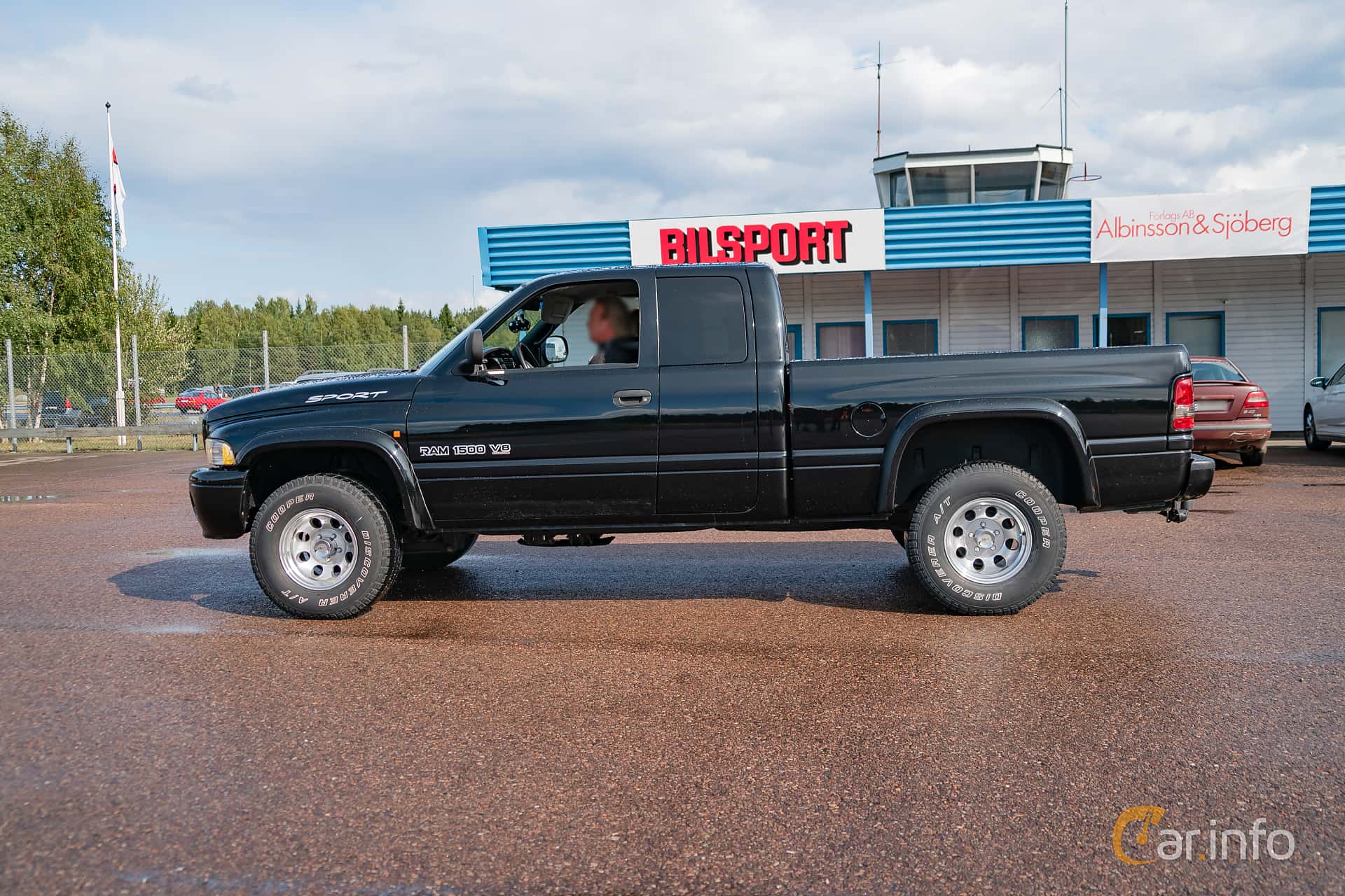 Dodge Ram 1500 Quad Cab 5.9 V8 4WD 248hp, 1996