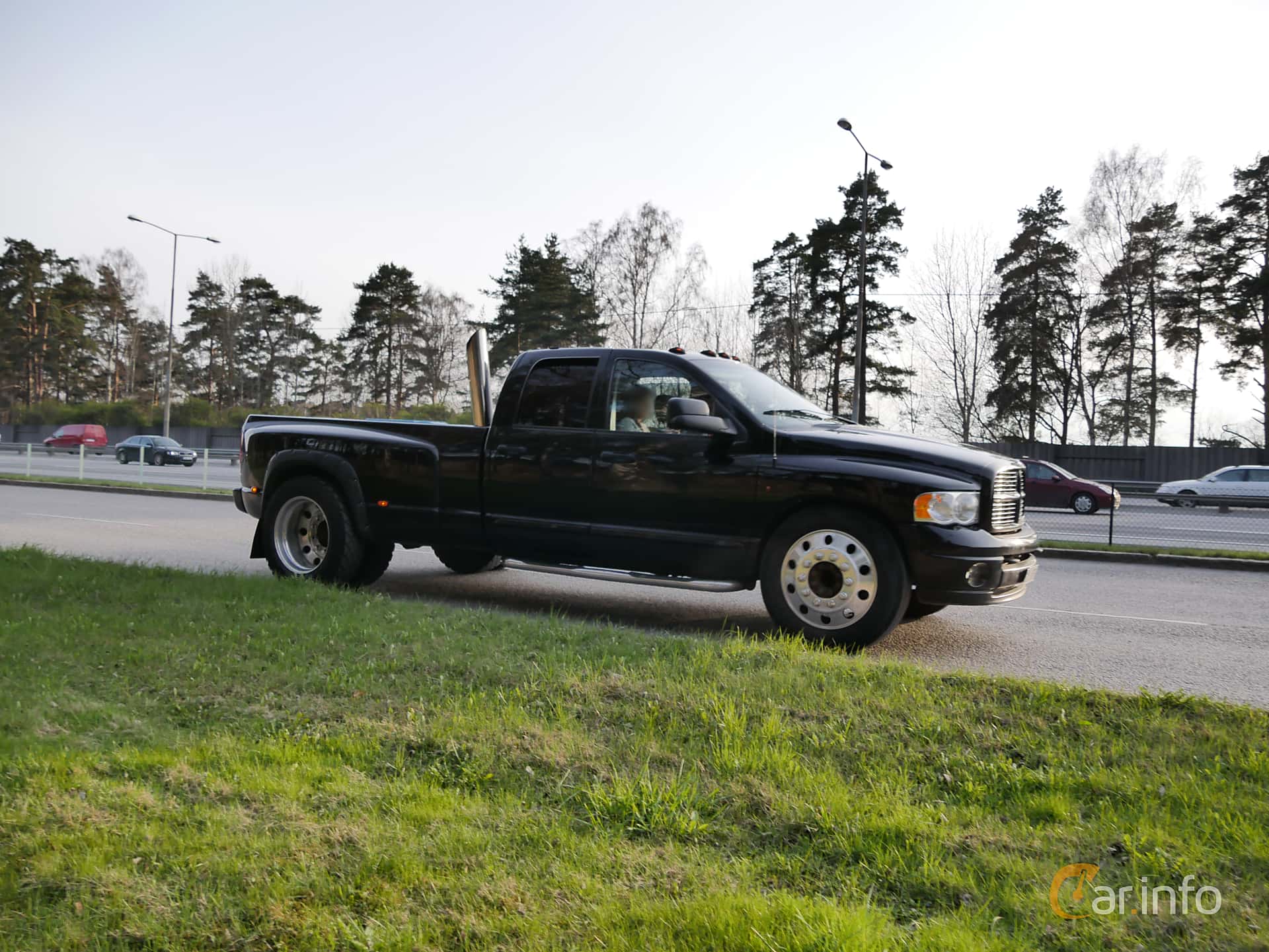 Dodge Ram 3500 Quad Cab 5.9  Automatic, 329hp, 2003