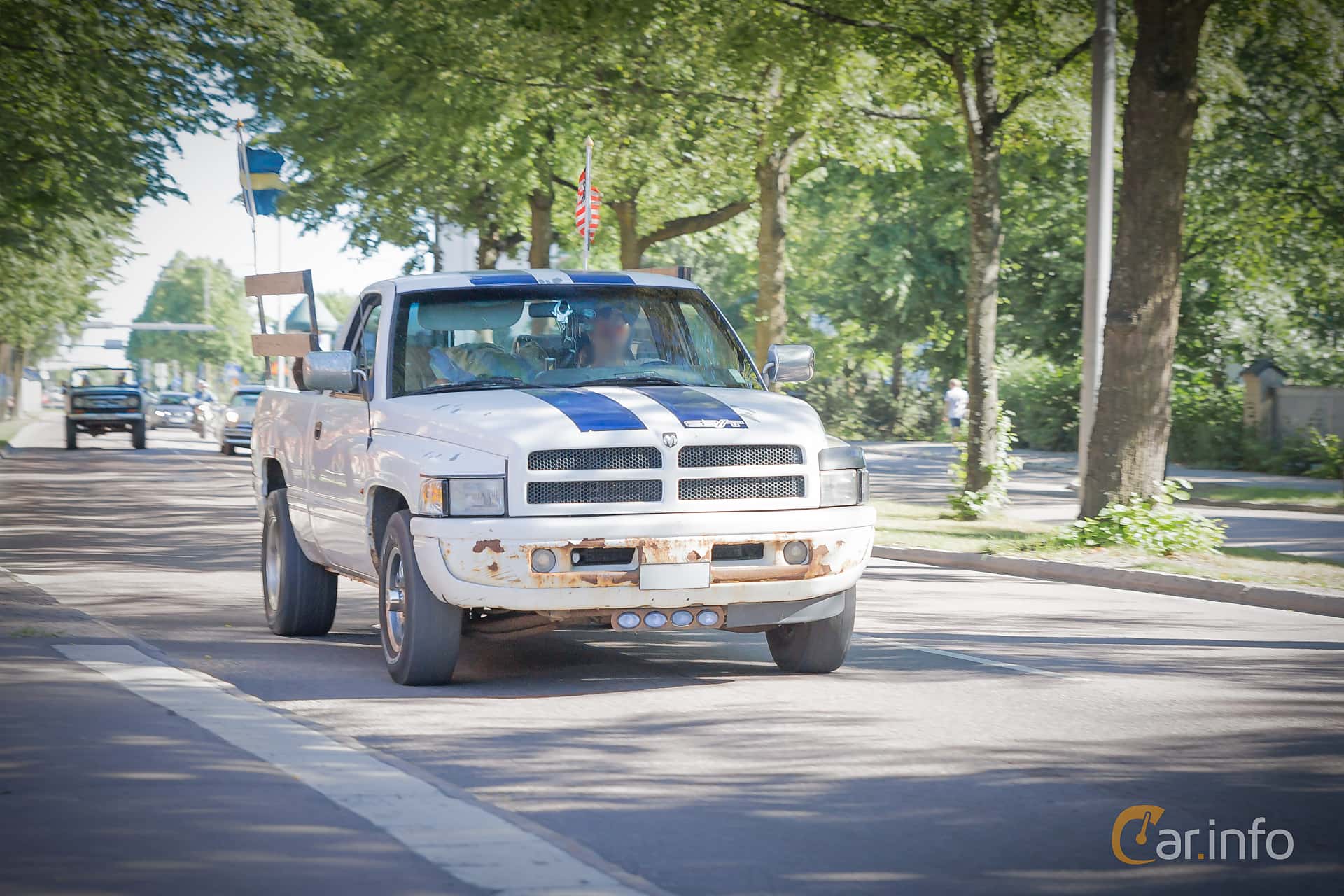Dodge Ram 1500 Regular Cab 5.2 V8 Automatic, 233hp, 1997