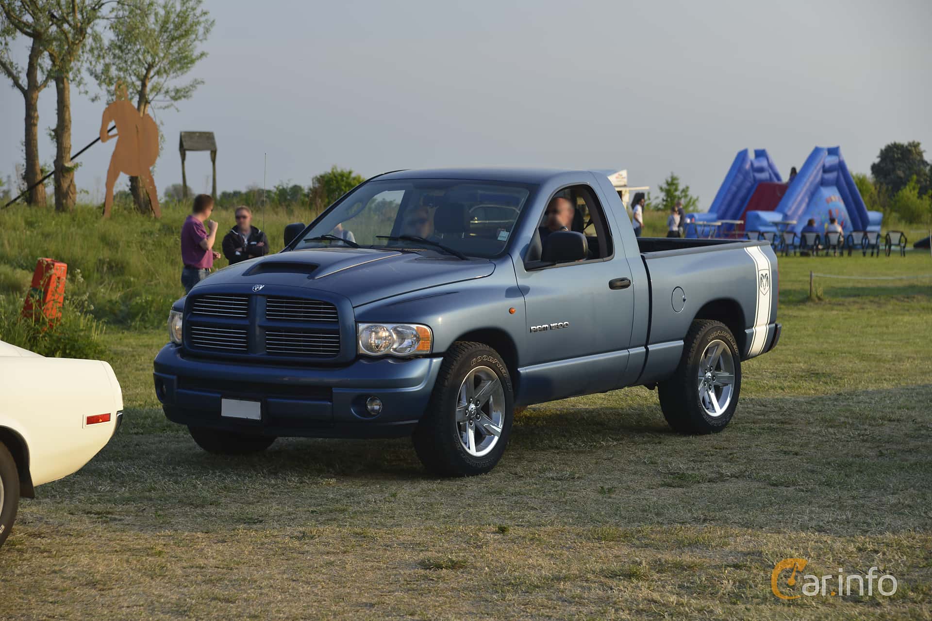 Dodge Ram 1500 Regular Cab 4.7 V8 238hp, 2002