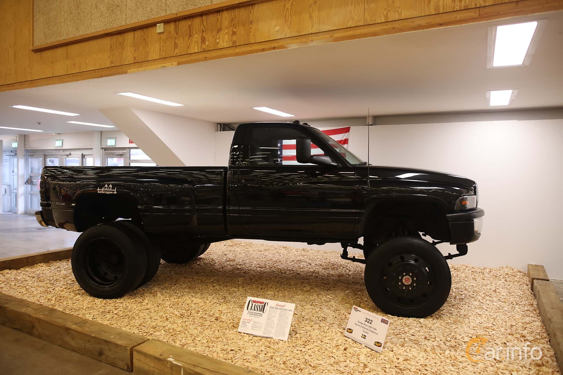 Dodge Ram 3500 Regular Cab 5.9 4WD  Automatic, 1994