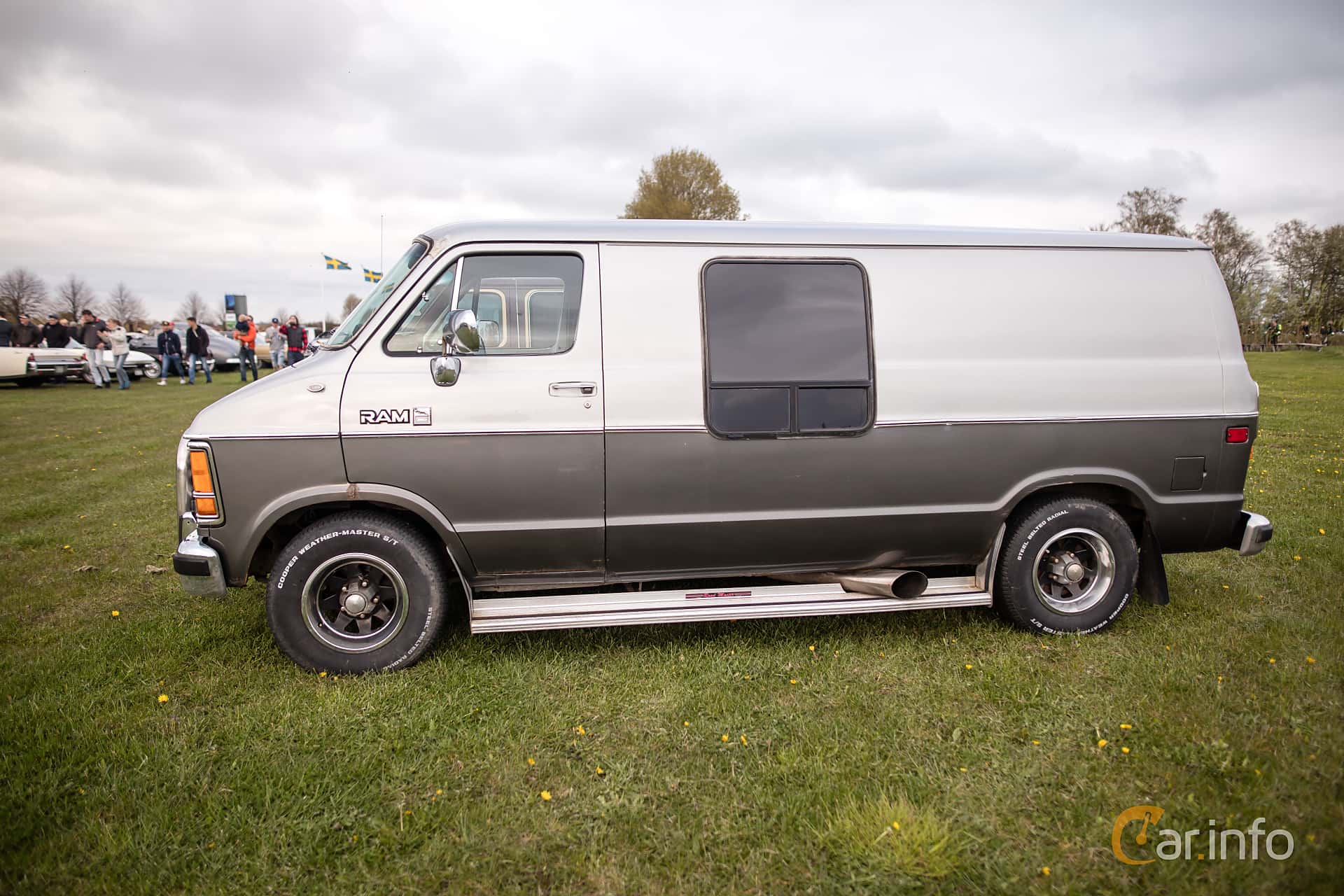 Dodge Ram B250 Conversion Van 3.9 V6 EFI TorqueFlite, 126hp, 1989