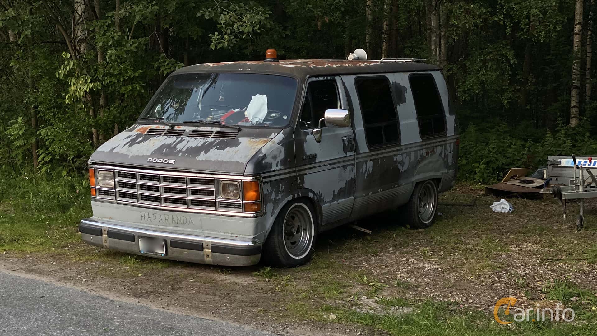 Dodge Ram B250 Conversion Van 3.9 V6 EFI