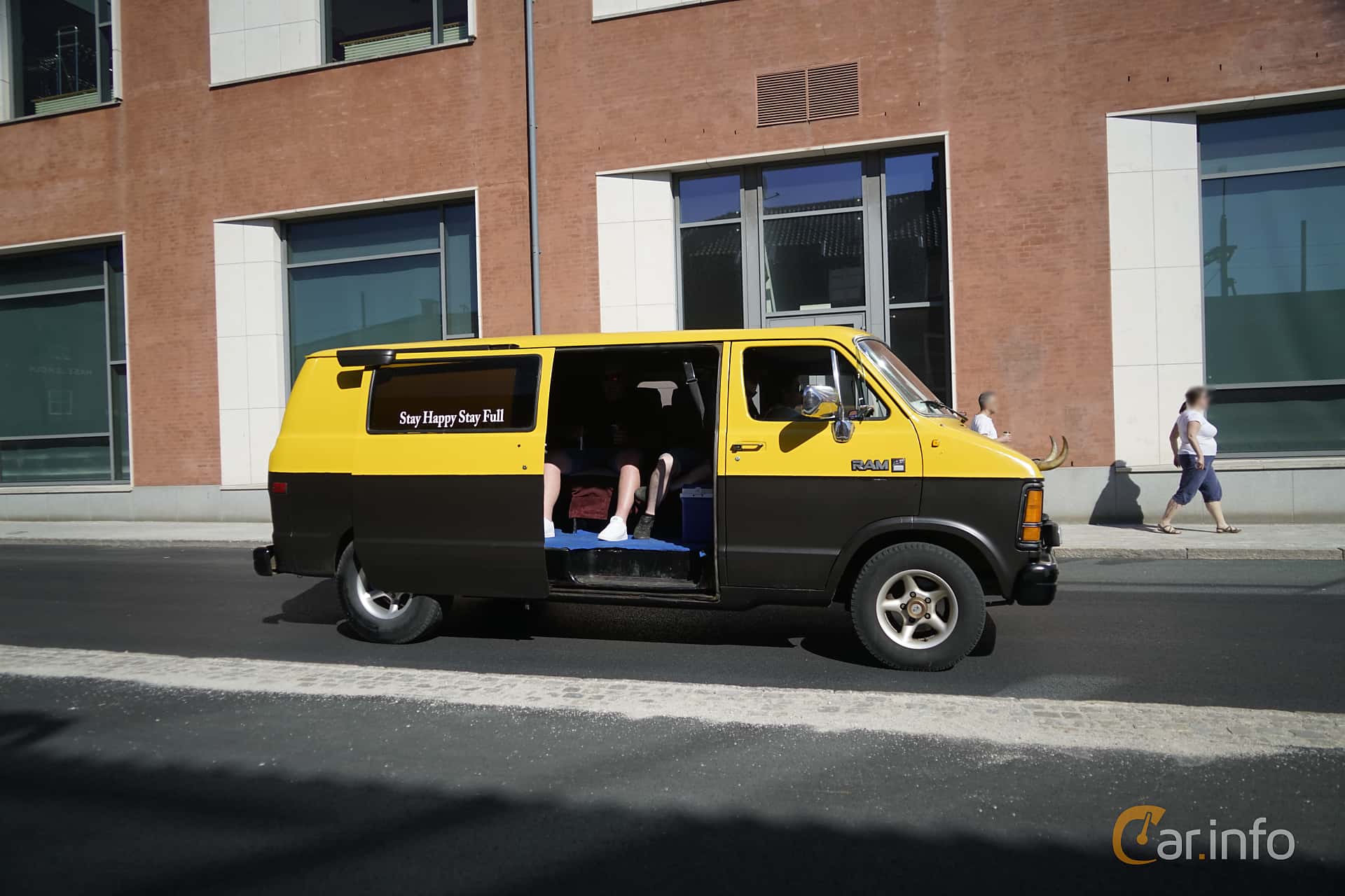 Dodge Ram B250 Van 3.9 V6 EFI TorqueFlite, 126hp, 1991