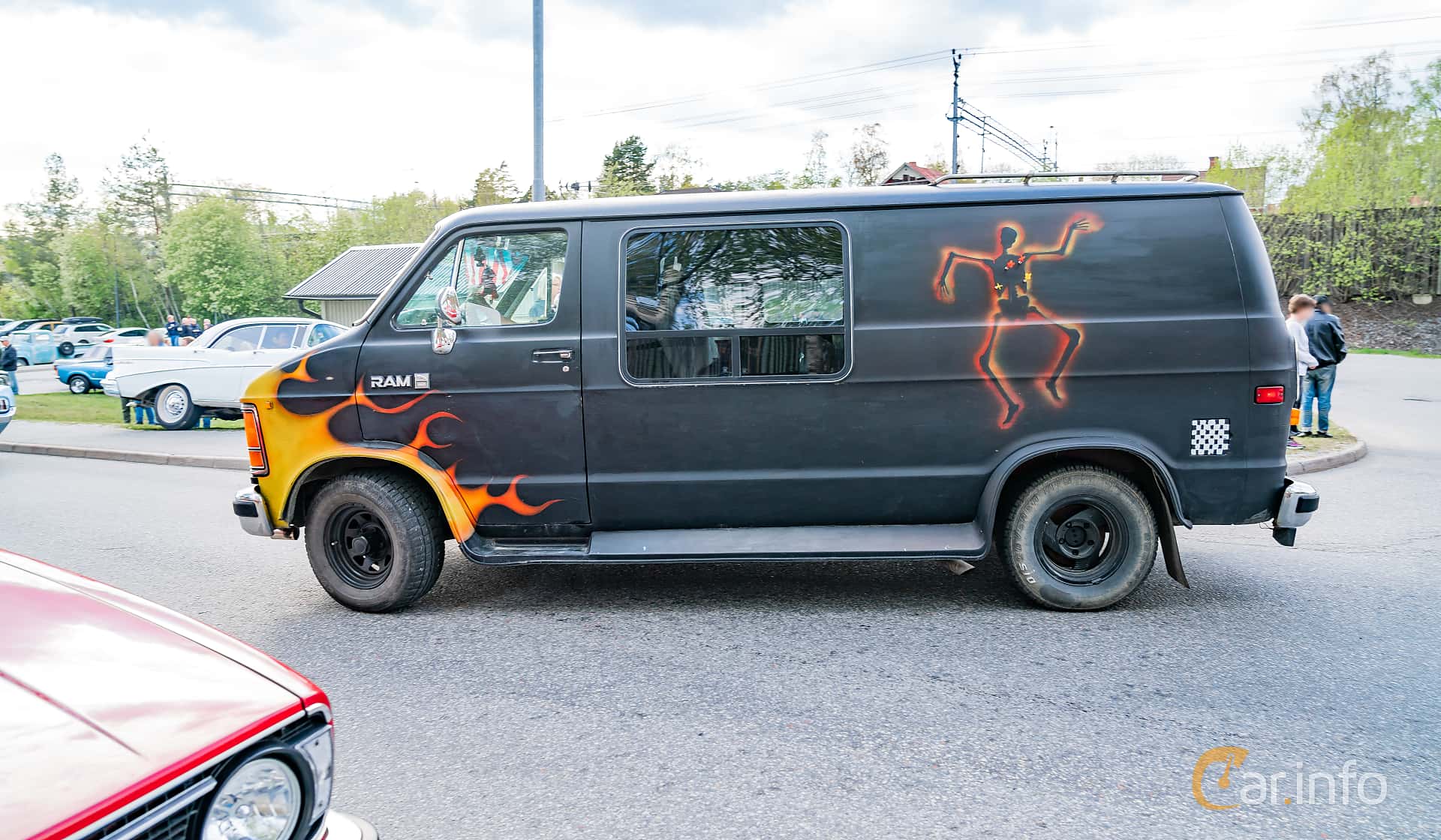 Dodge Ram B250 Conversion Van 5.2 V8 EFI TorqueFlite, 172hp, 1989