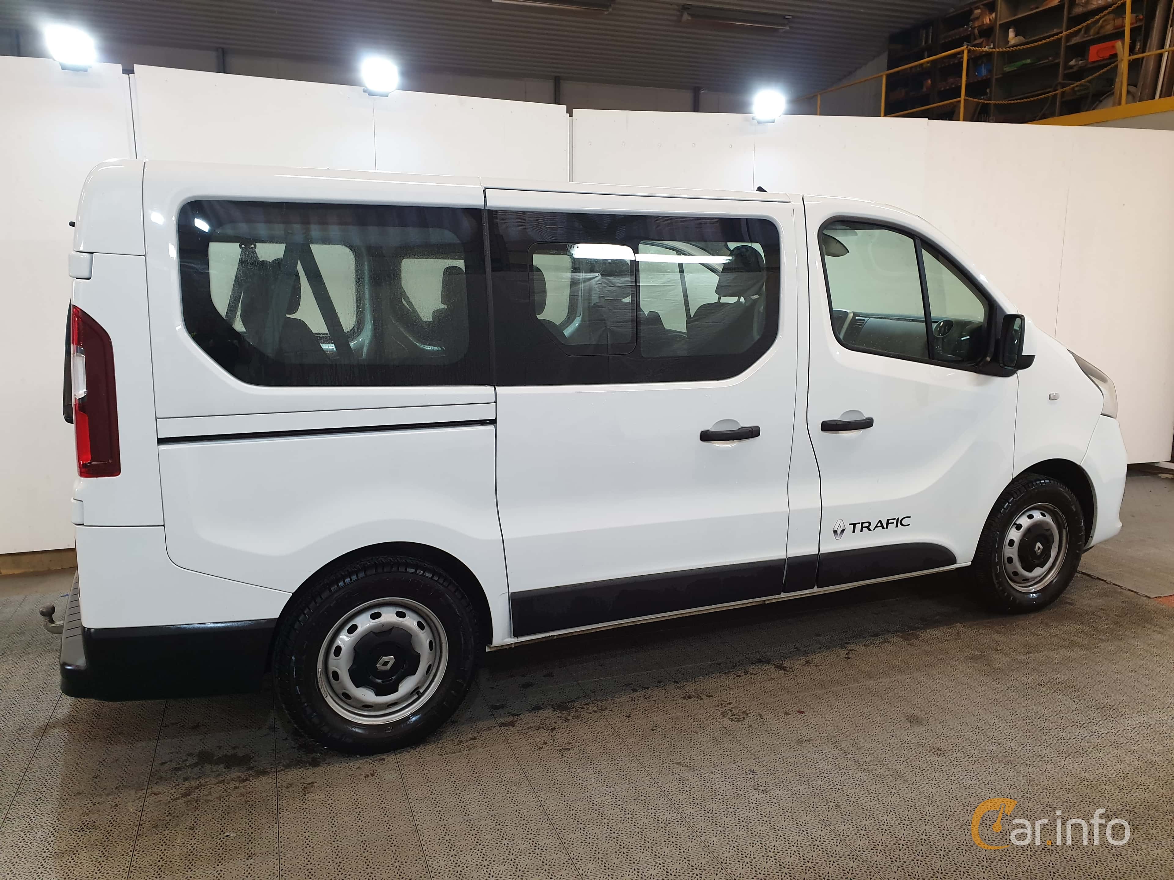 Renault Trafic Minibus 1.6 dCi Manual, 125hp, 2015