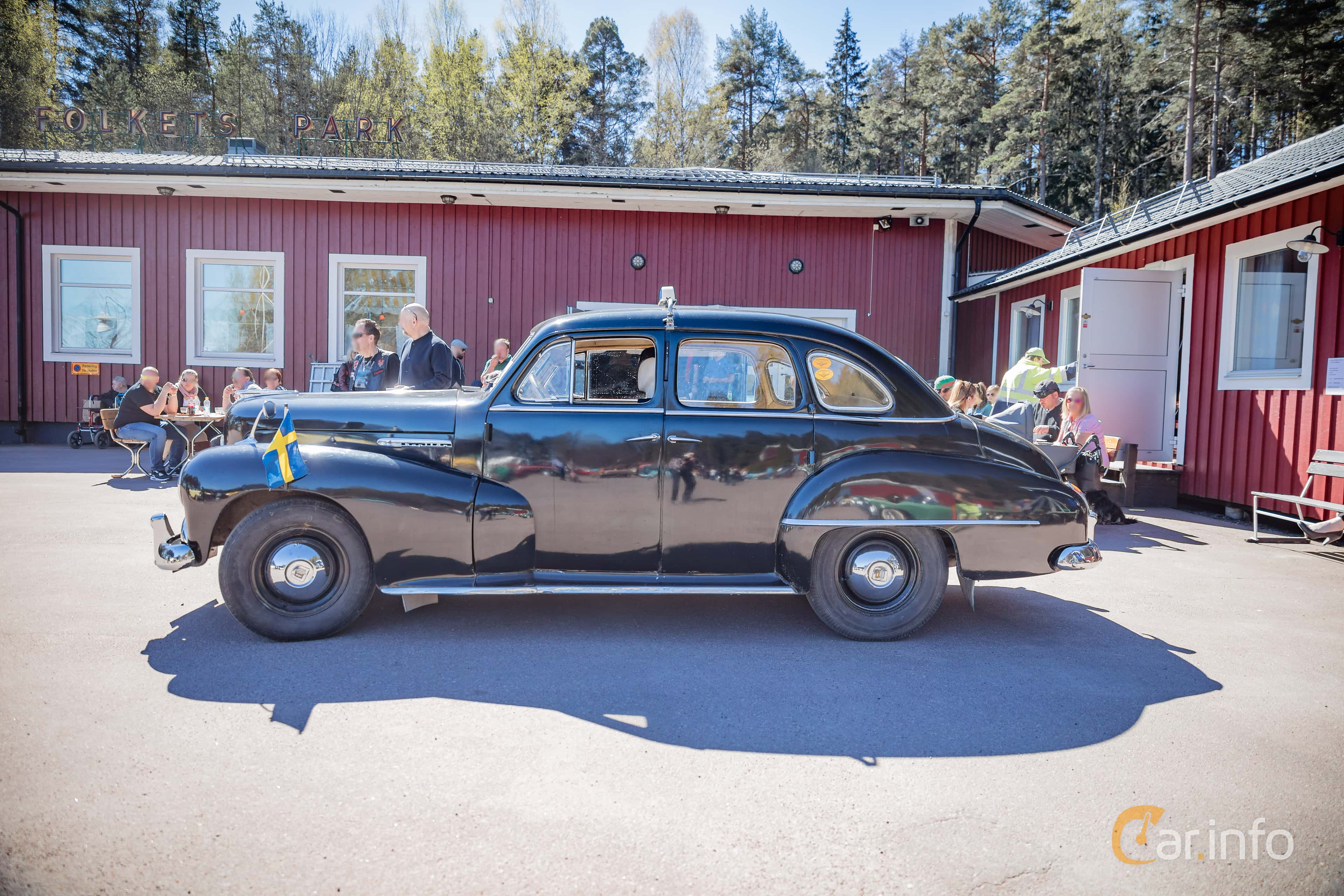Opel Kapitän 4-door Sedan 2.5 Manual, 58hp, 1951
