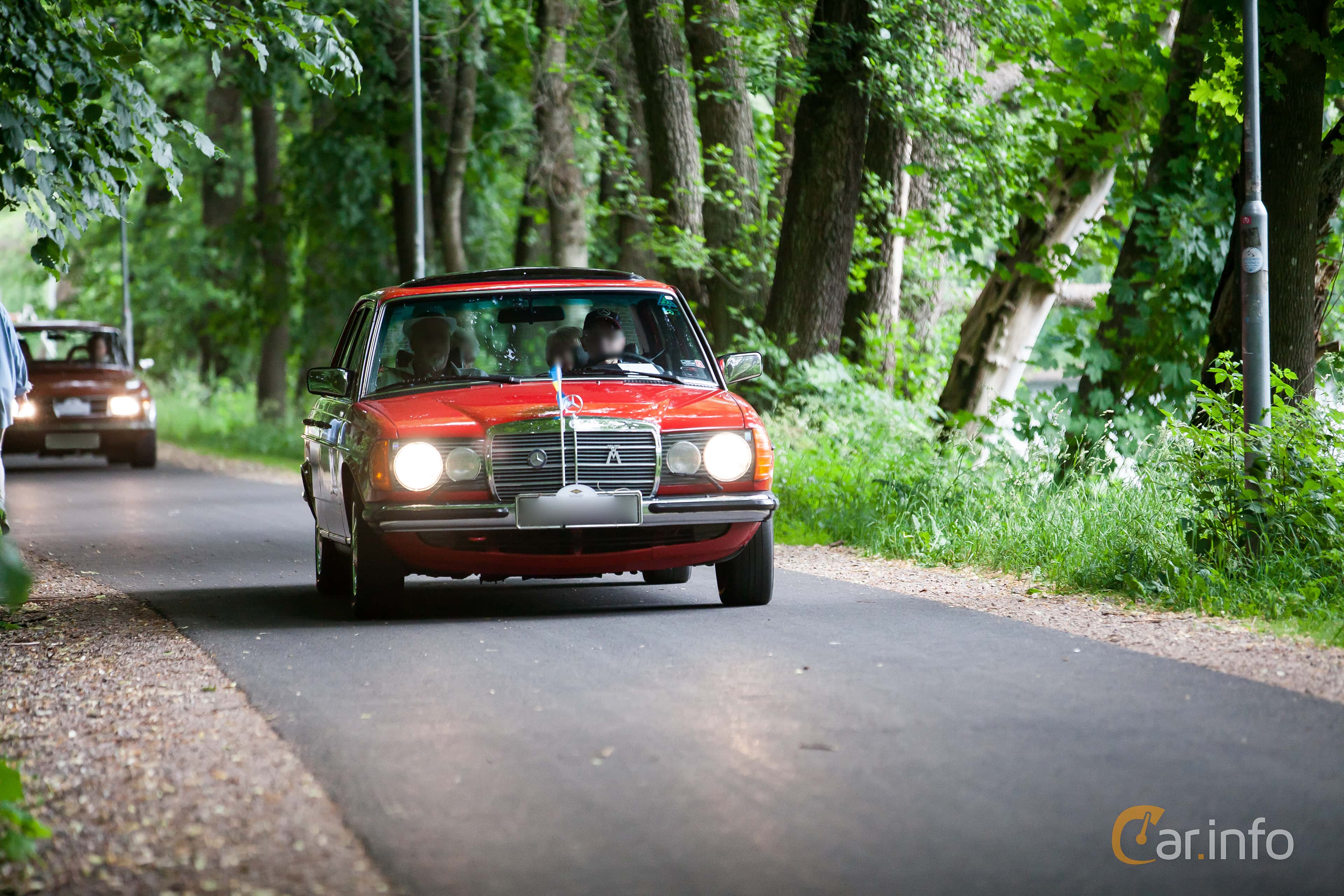 Mercedes-Benz 230  Manual, 109hp, 1979