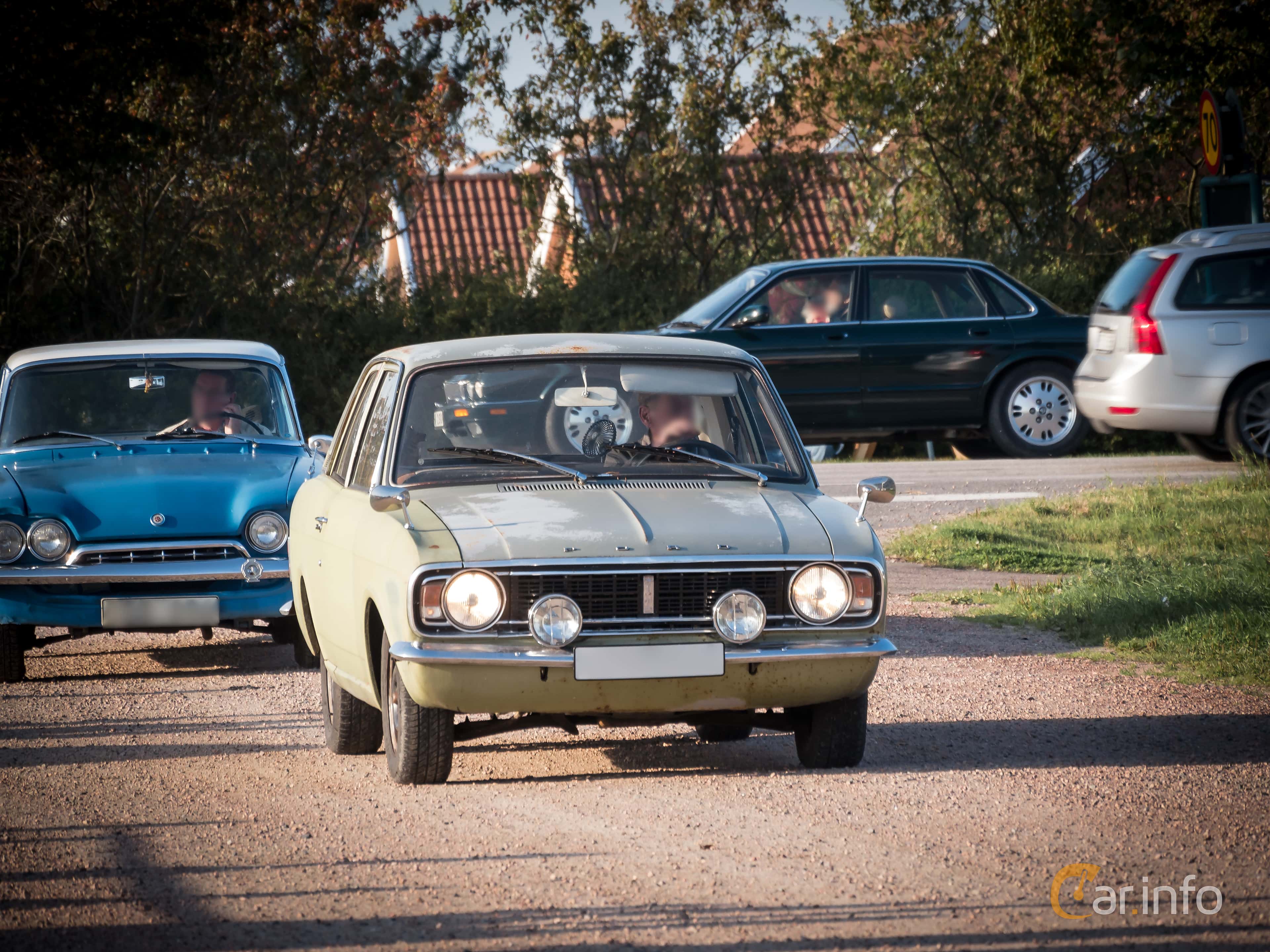 Ford Cortina 2-door Sedan 1.6 Manual, 64hp, 1970