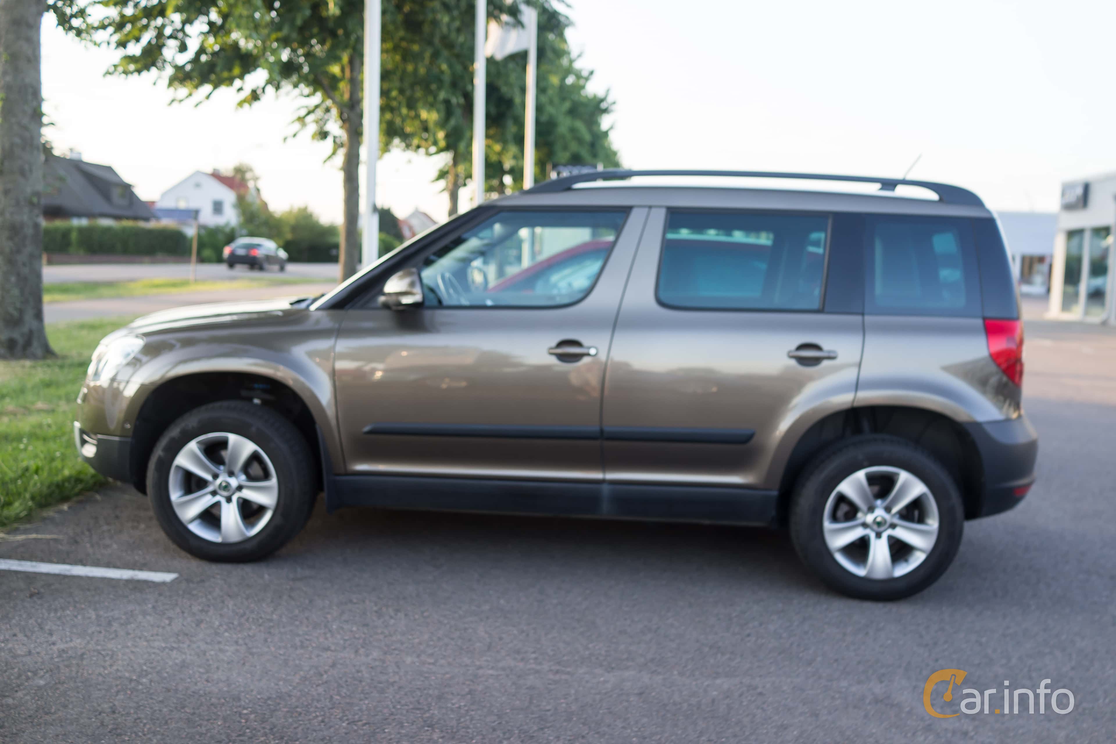 Skoda Yeti generation 5L 2.0 TDI 4x4 DSG Sequential, 6-speed