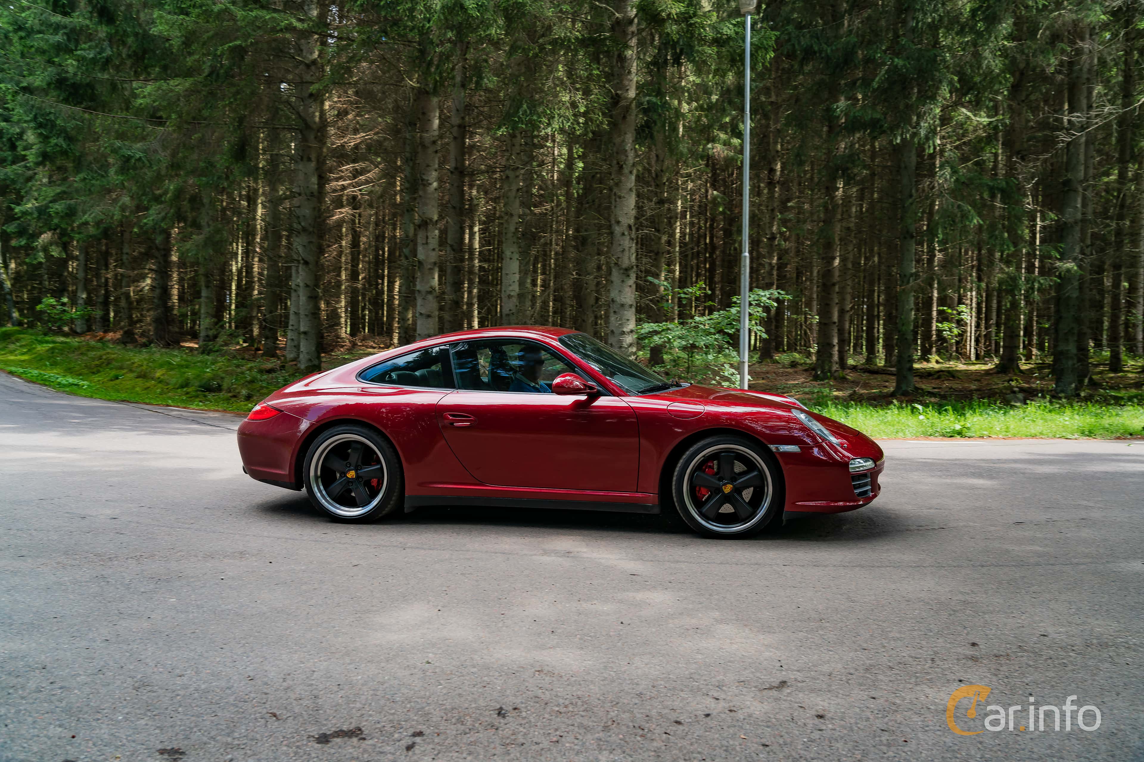 Porsche 911 Carrera 4S