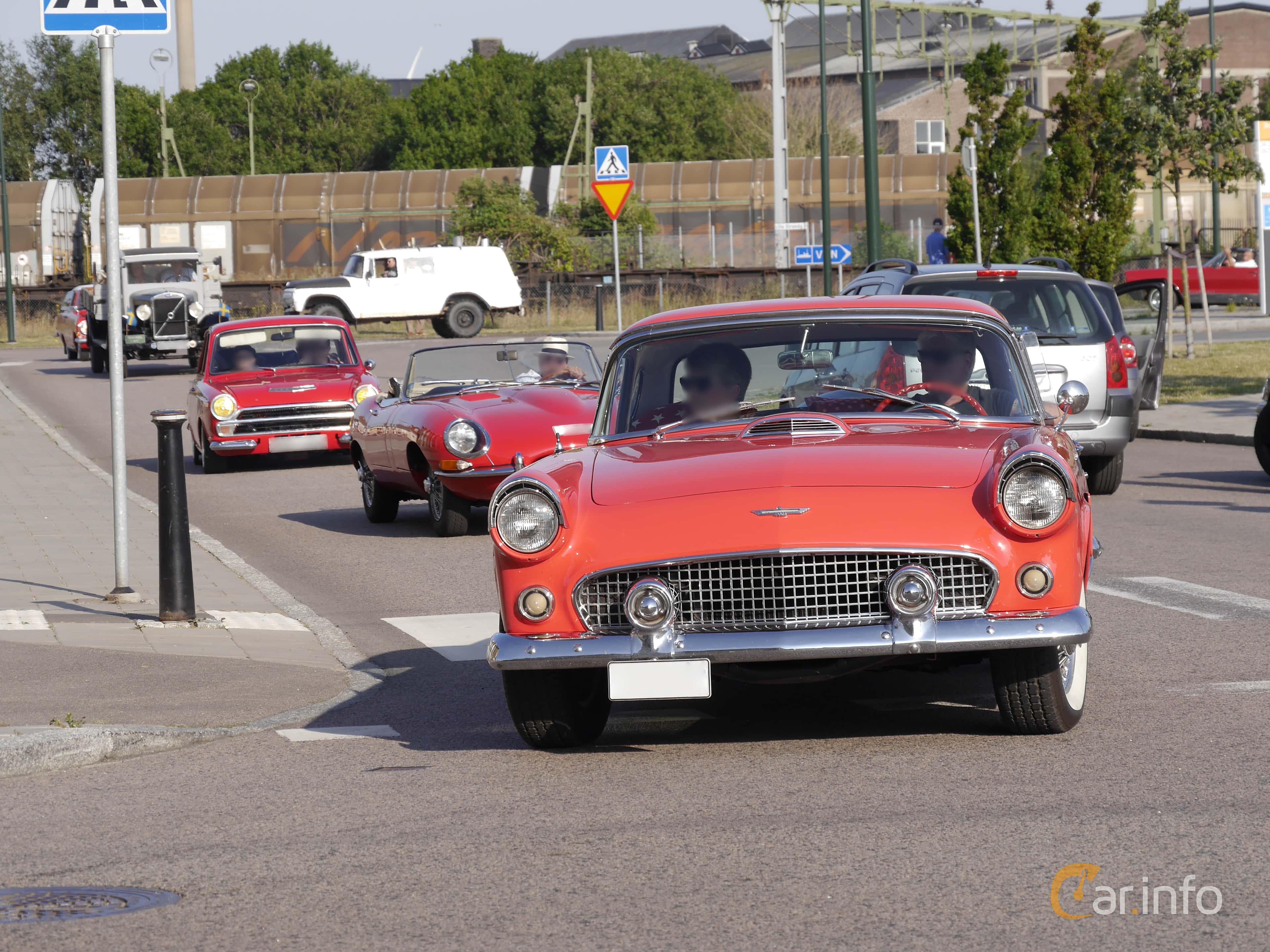 Ford Thunderbird 5.1 V8 Automatic, 228hp, 1956