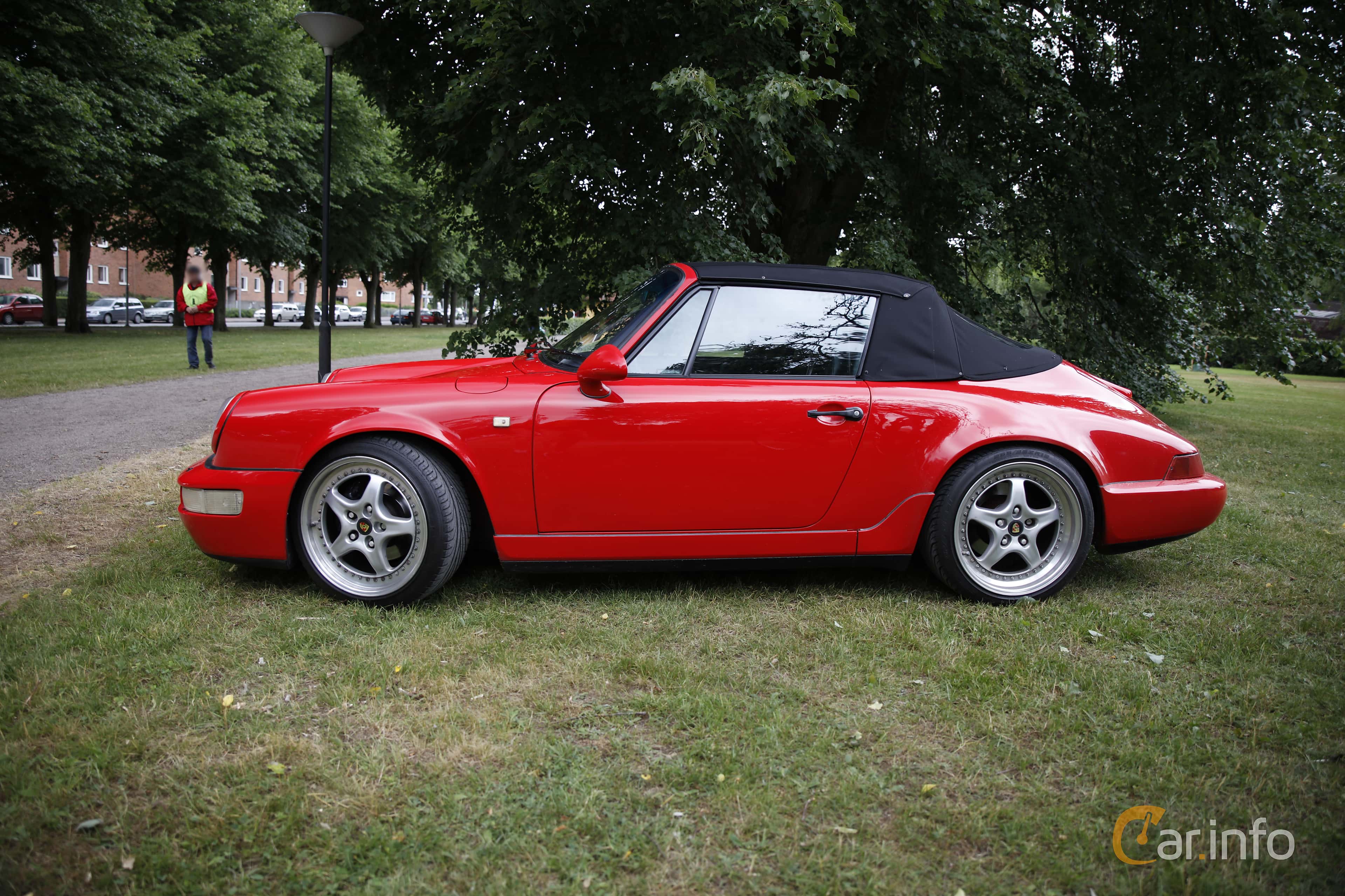 Porsche 911 Carrera 2 Cabriolet  250hp, 1990